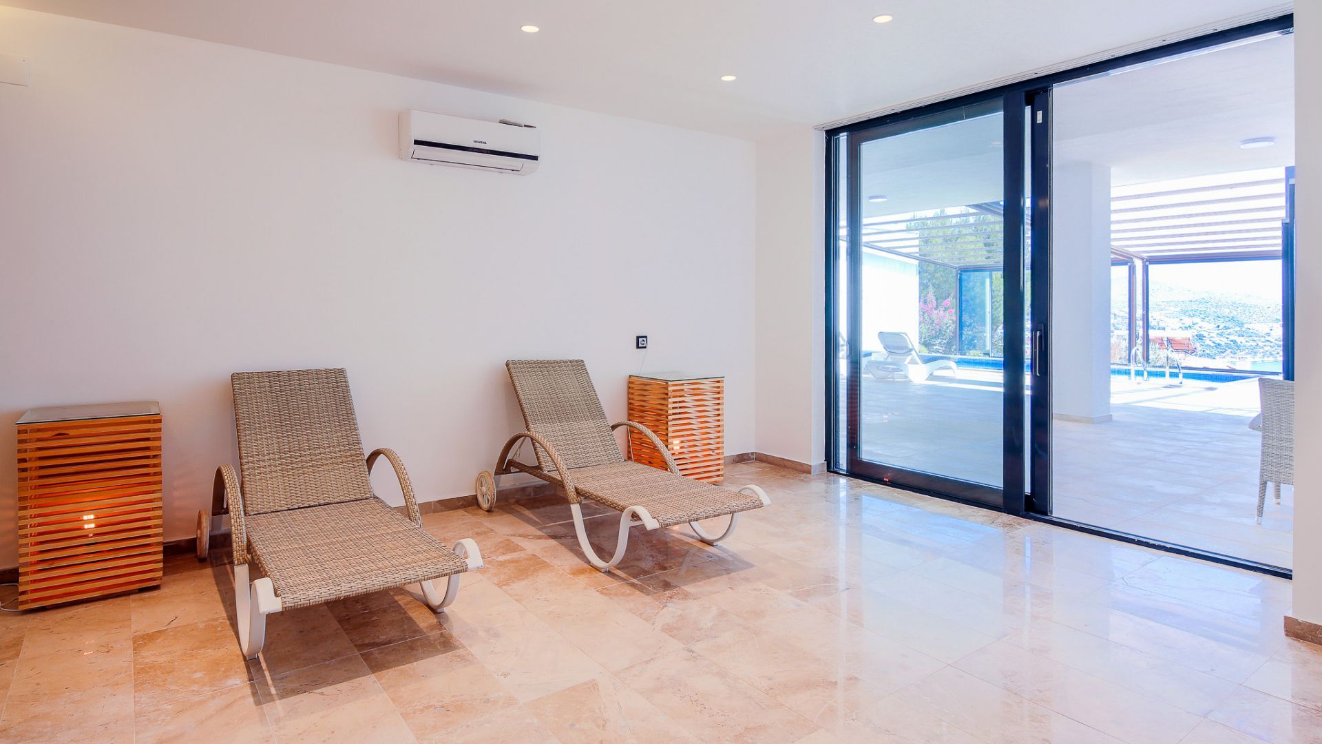 VBK35427 Villa Booking