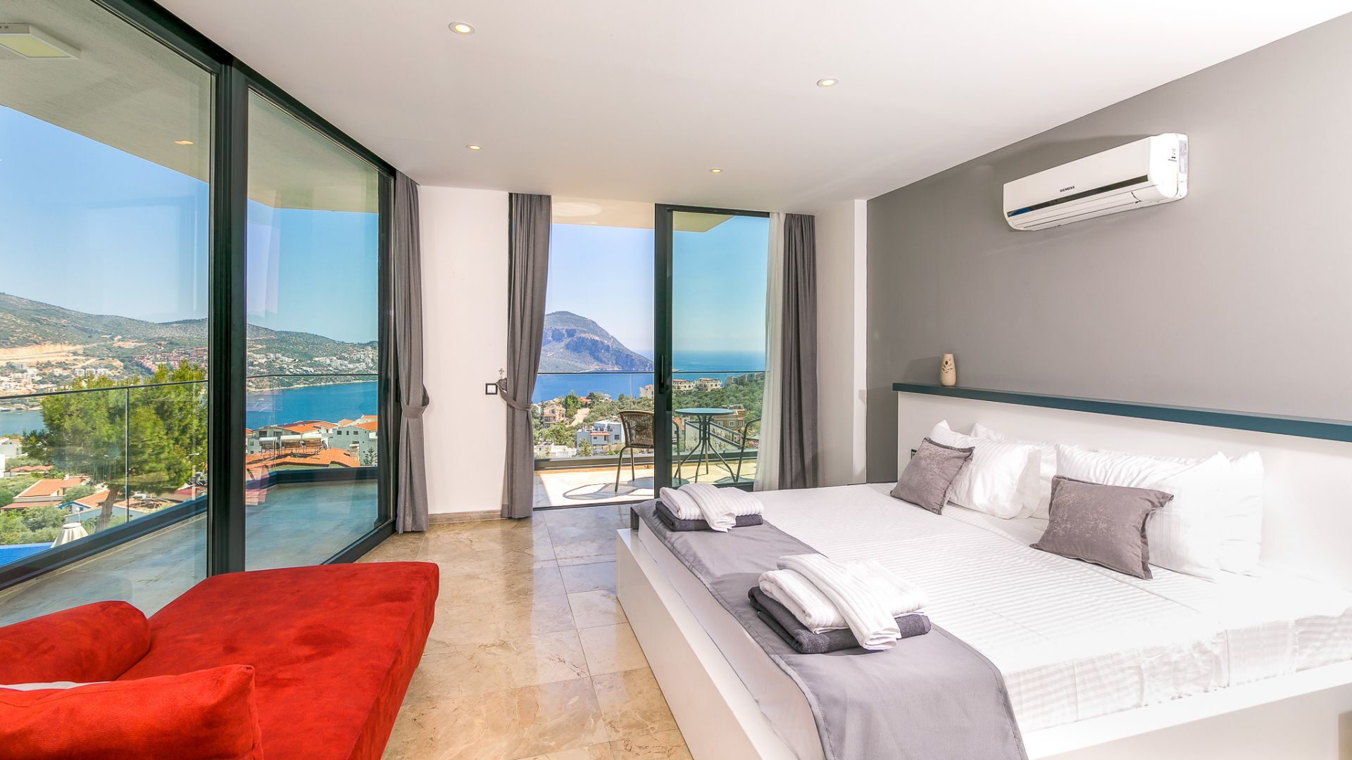 VBK35427 Villa Booking