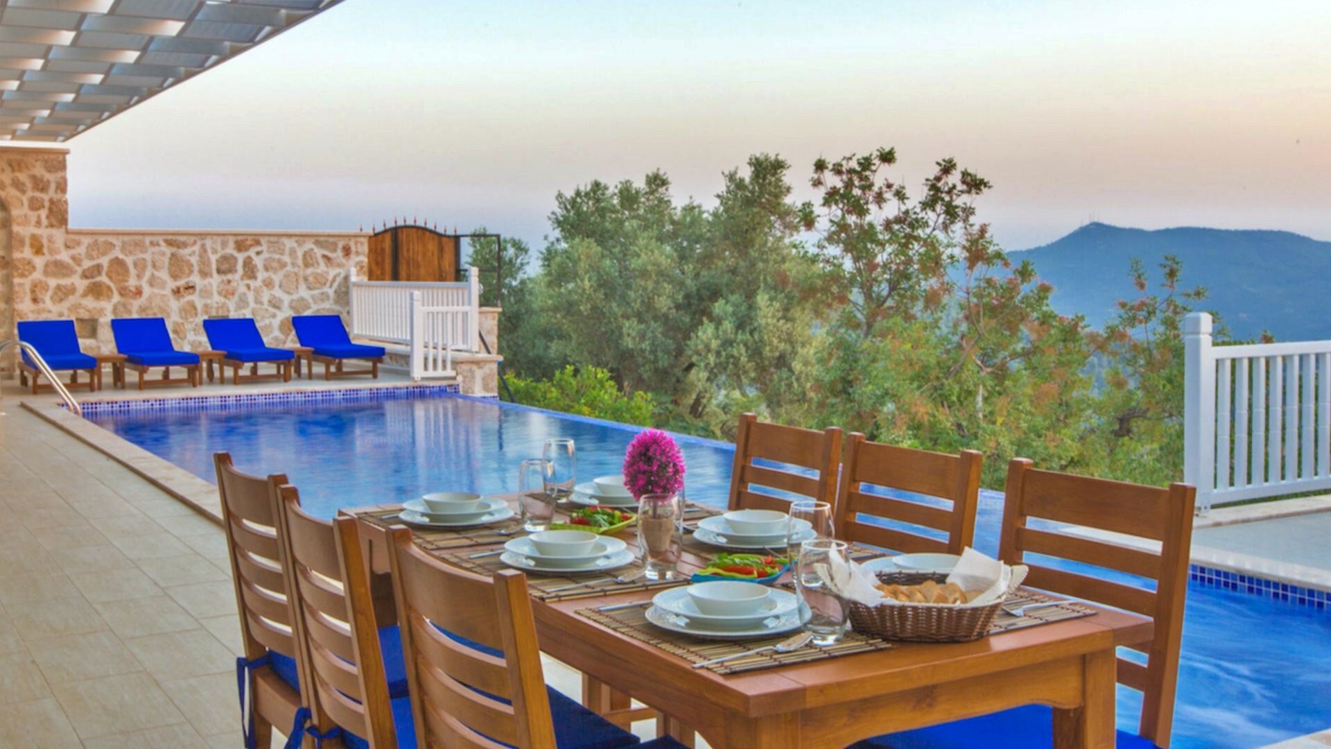 VBK48186 Villa Booking