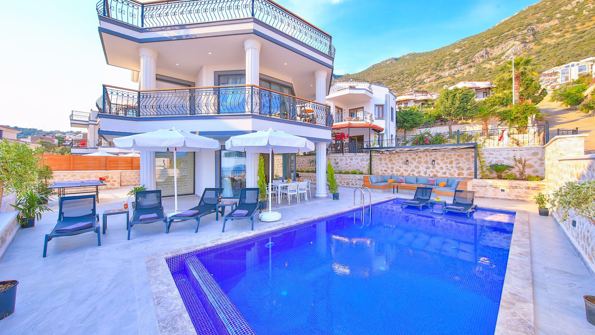 VBK67388 Villa Booking