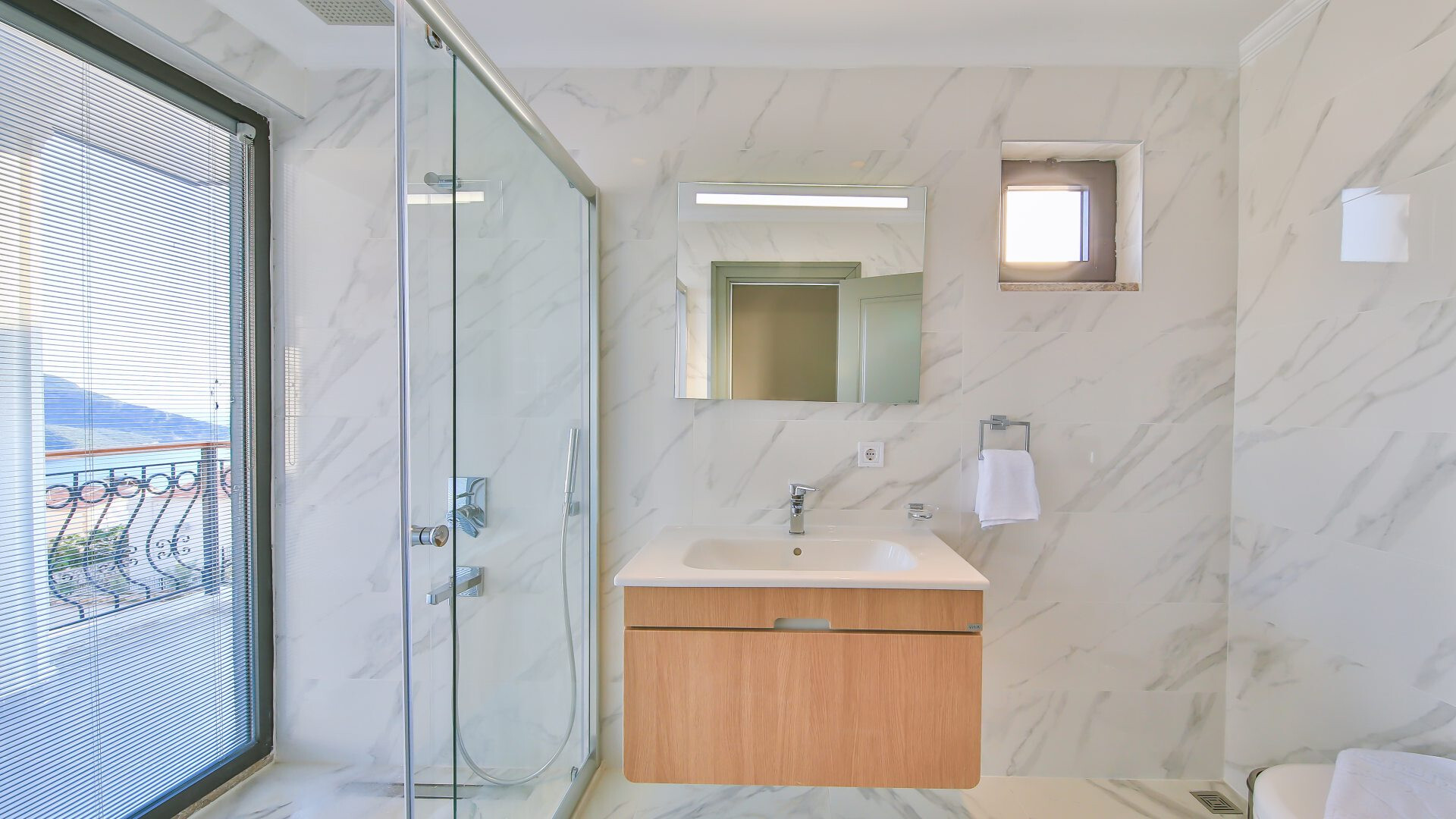 VBK67388 Villa Booking