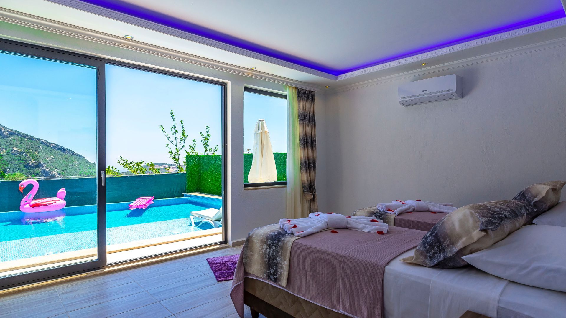 VBK53462 Villa Booking