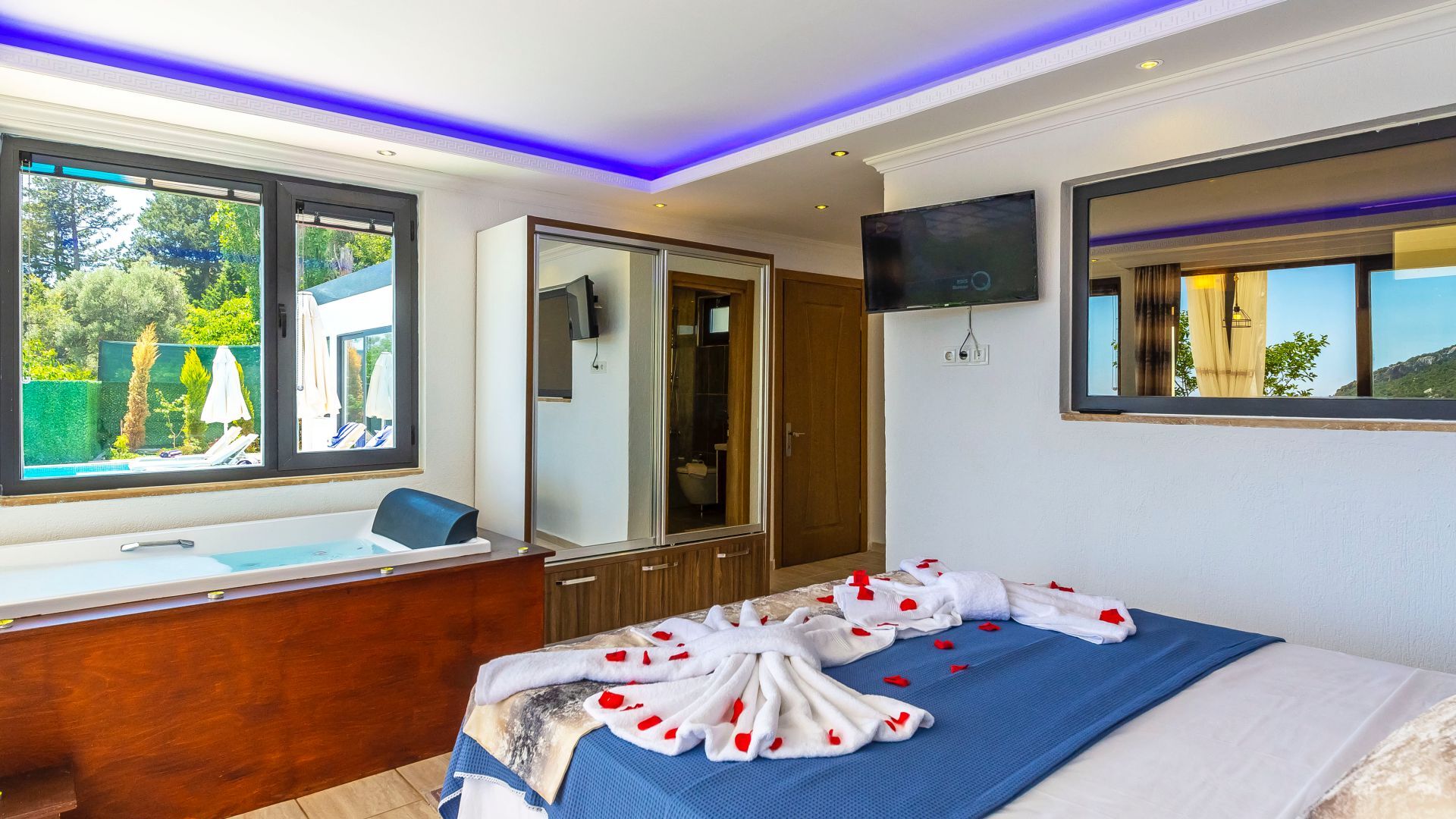 VBK53462 Villa Booking