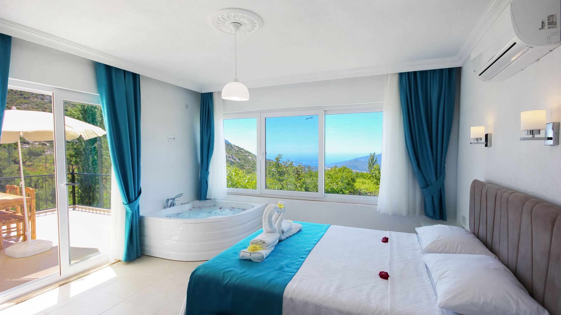 VBK22033 Villa Booking