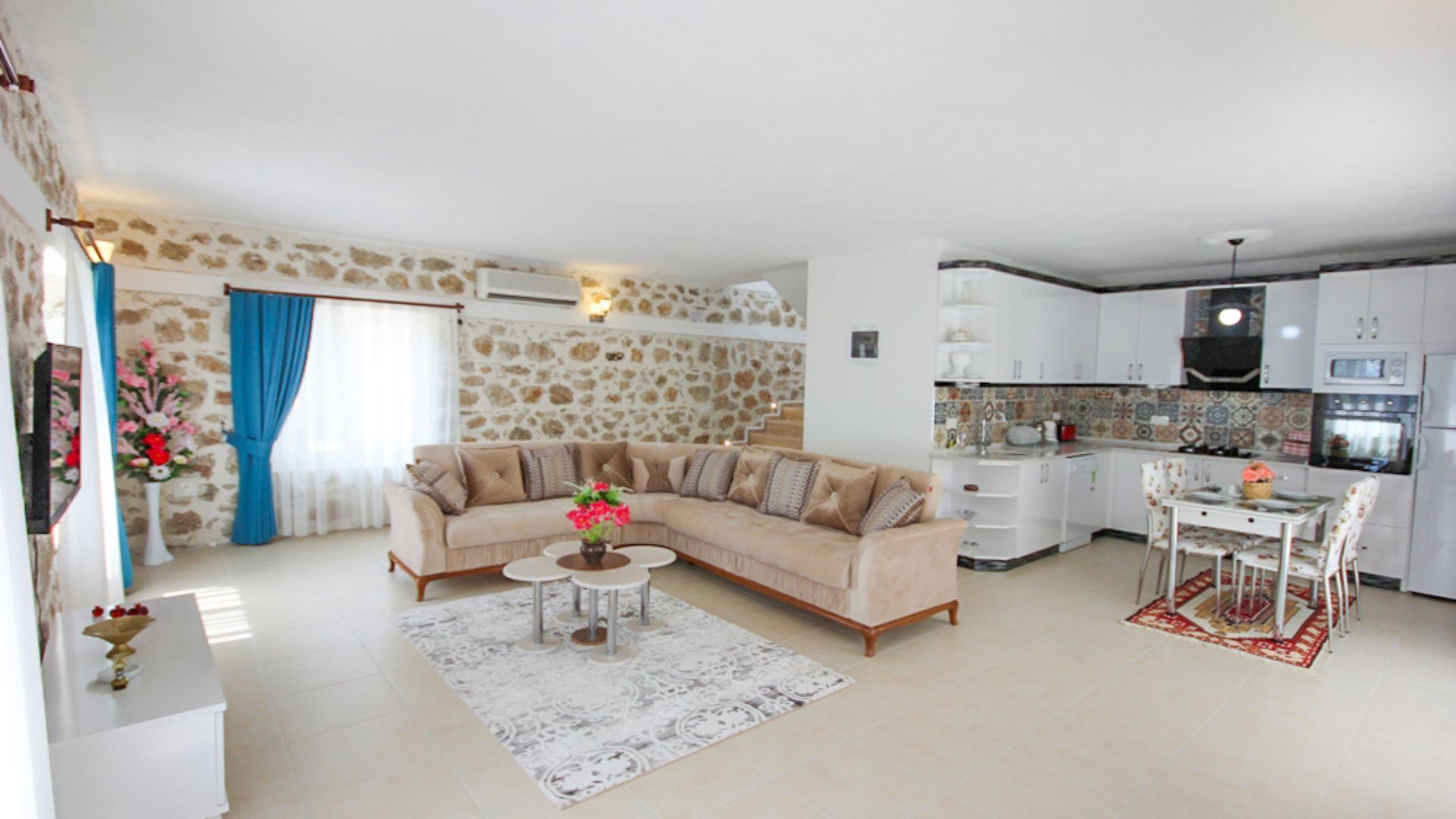 VBK22033 Villa Booking