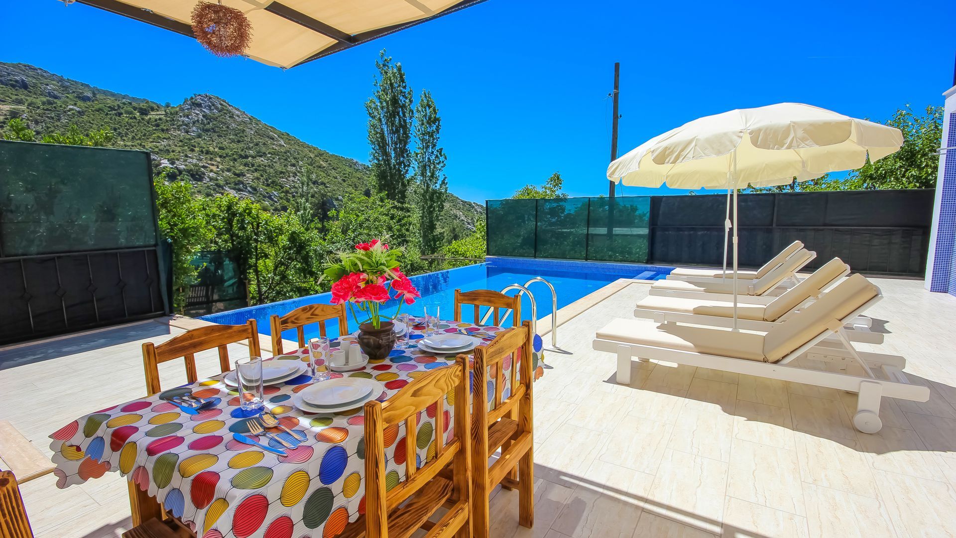 VBK22033 Villa Booking