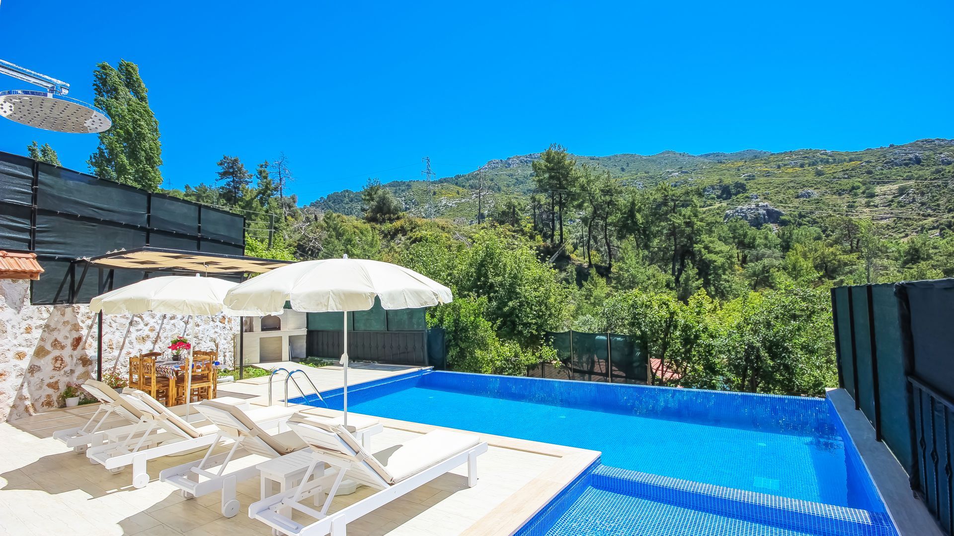 VBK22033 Villa Booking