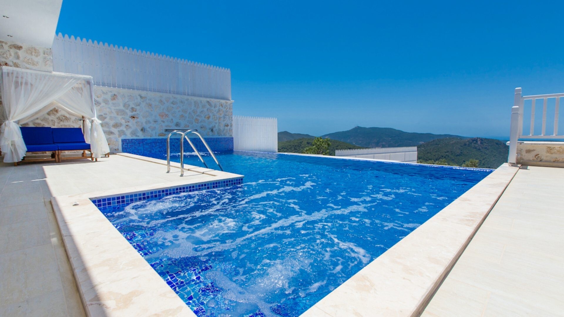 VBK61330 Villa Booking