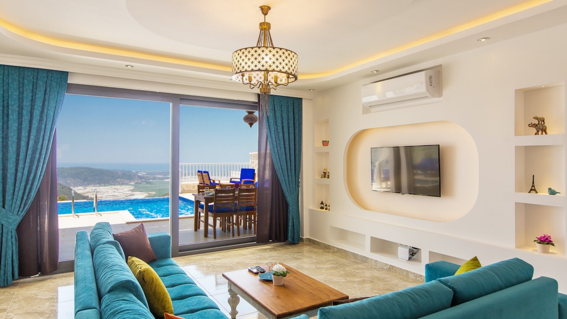 VBK61330 Villa Booking