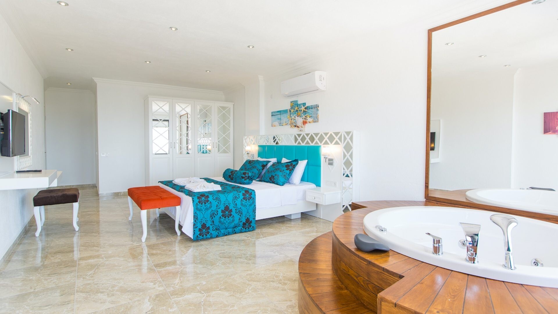 VBK61330 Villa Booking