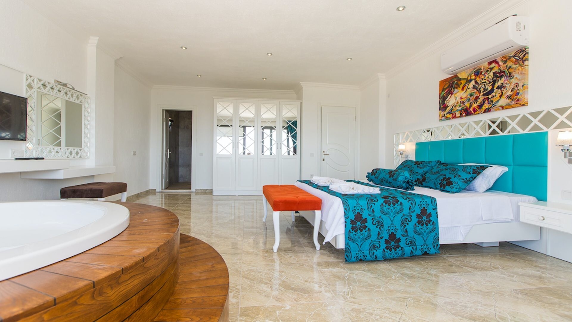 VBK61330 Villa Booking