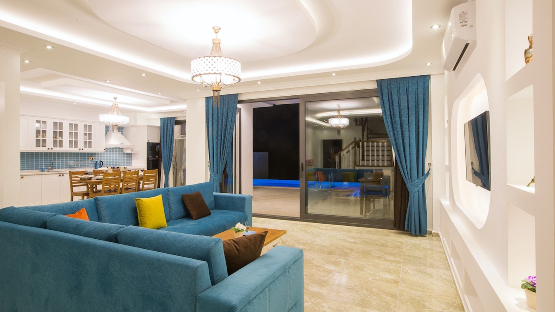 VBK61330 Villa Booking