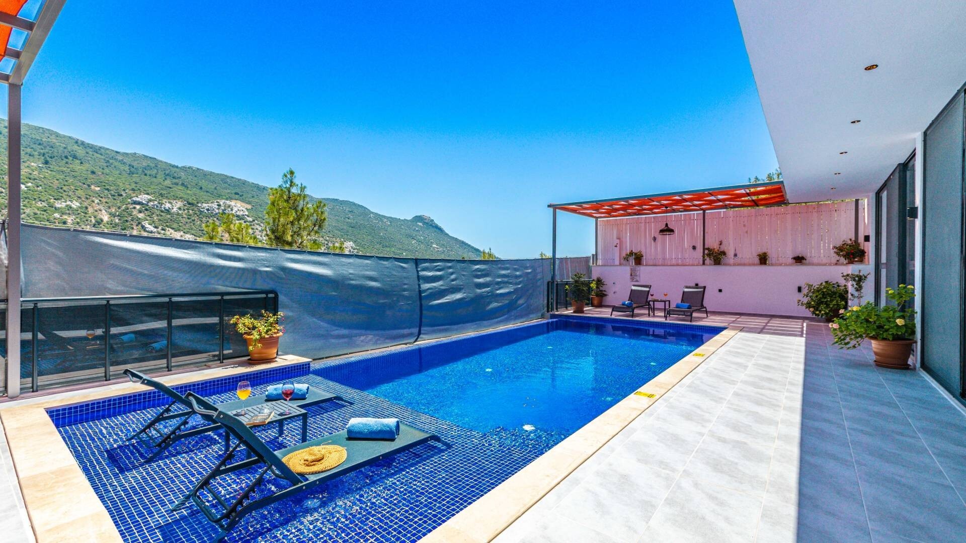 VBK86933 Villa Booking