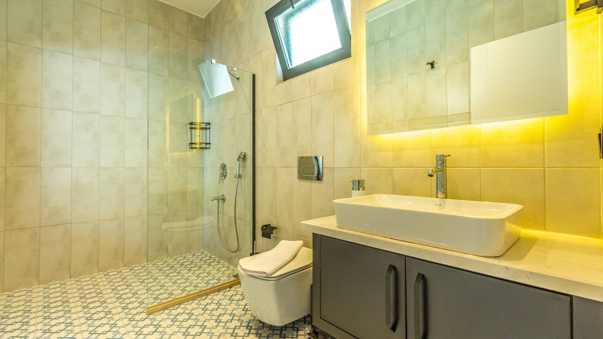 VBK86933 Villa Booking