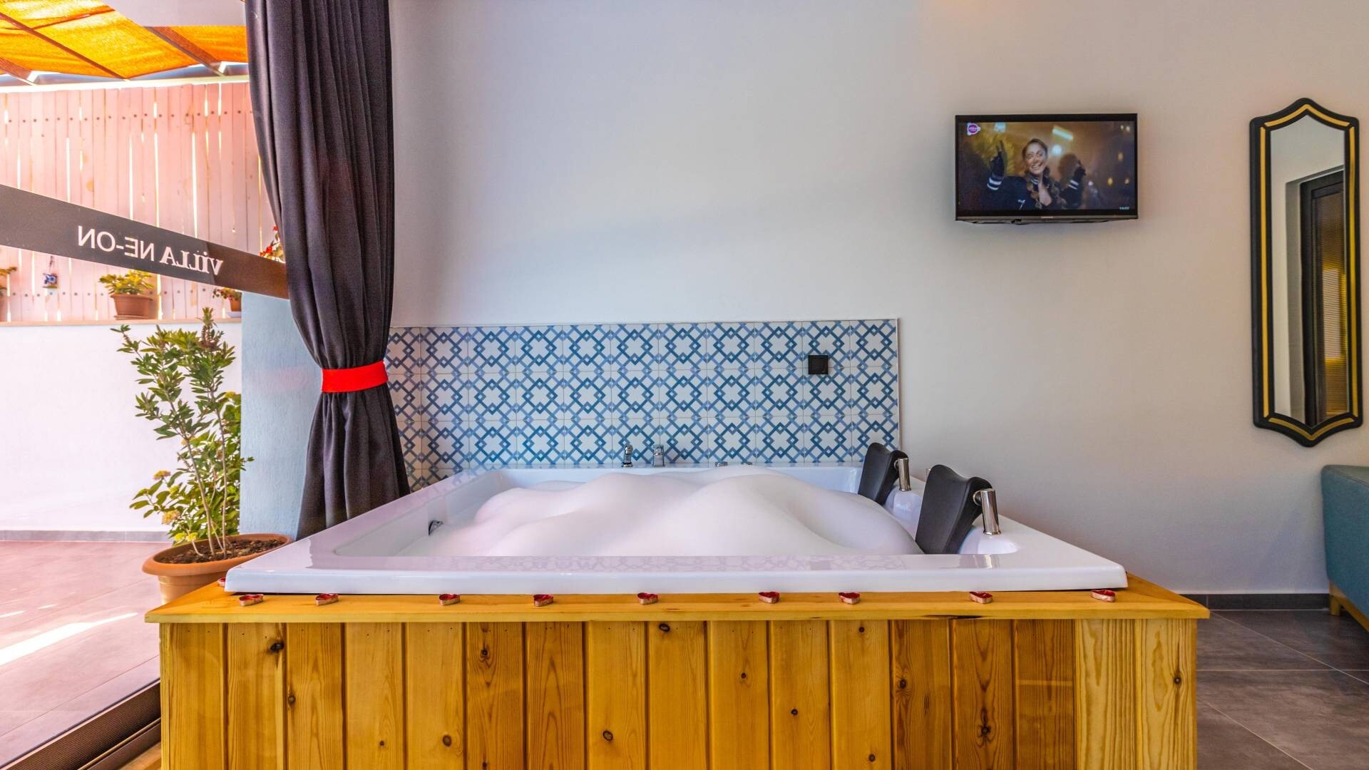 VBK86933 Villa Booking