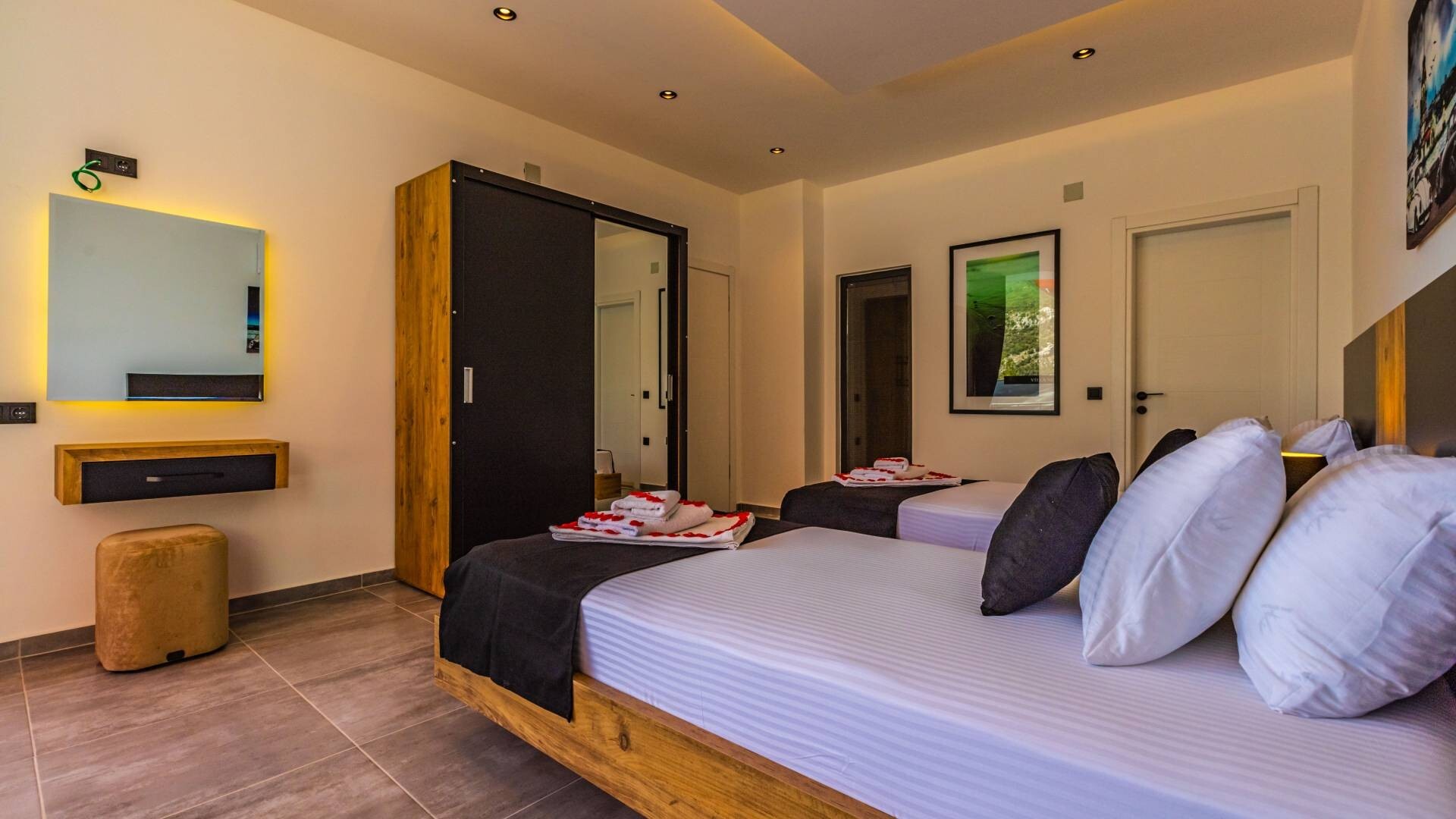 VBK86933 Villa Booking