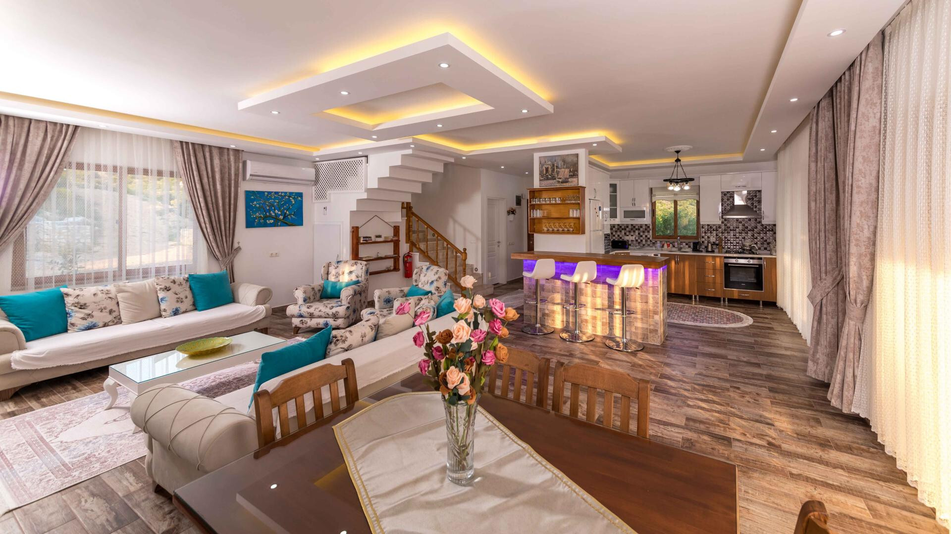 VBK85479 Villa Booking