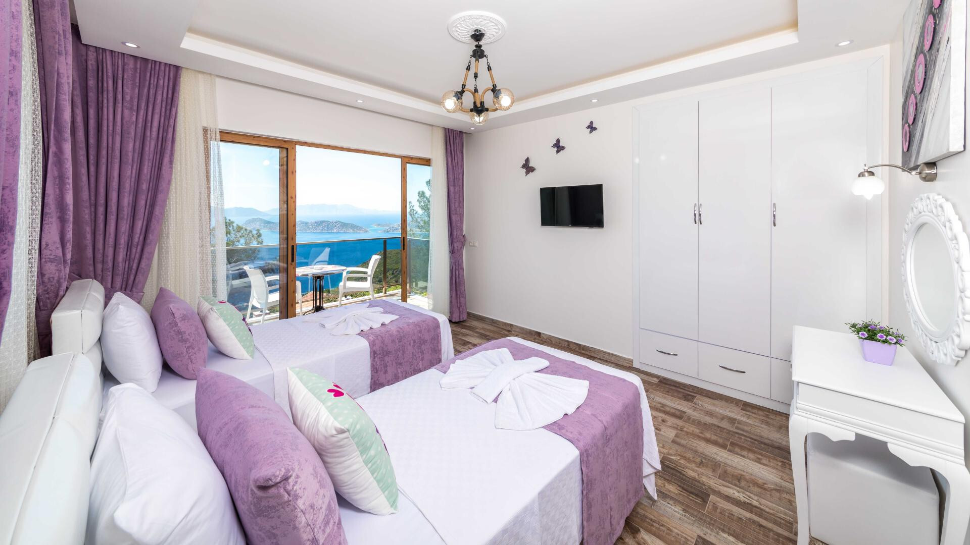 VBK85479 Villa Booking