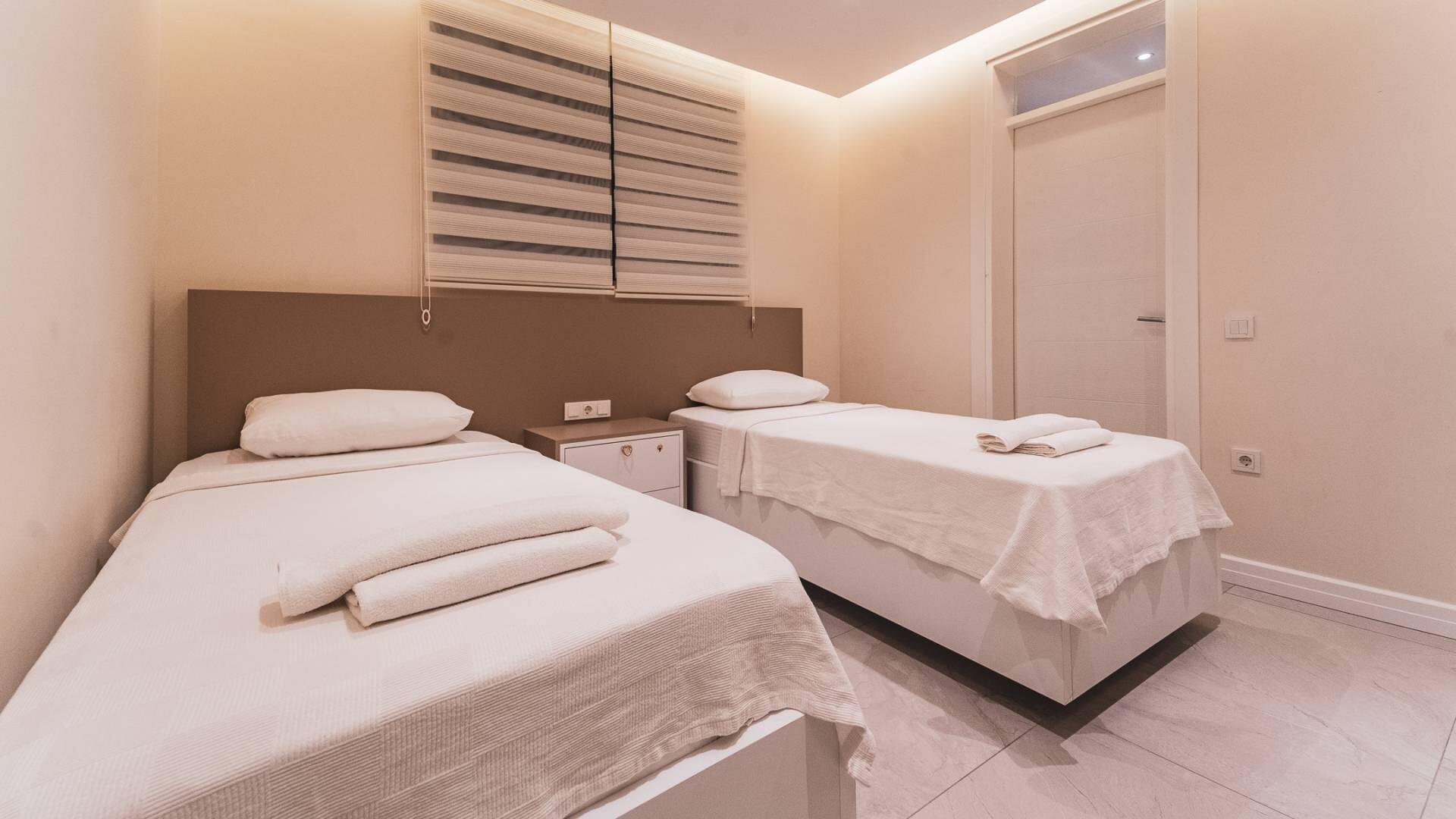 VBK56097 Villa Booking