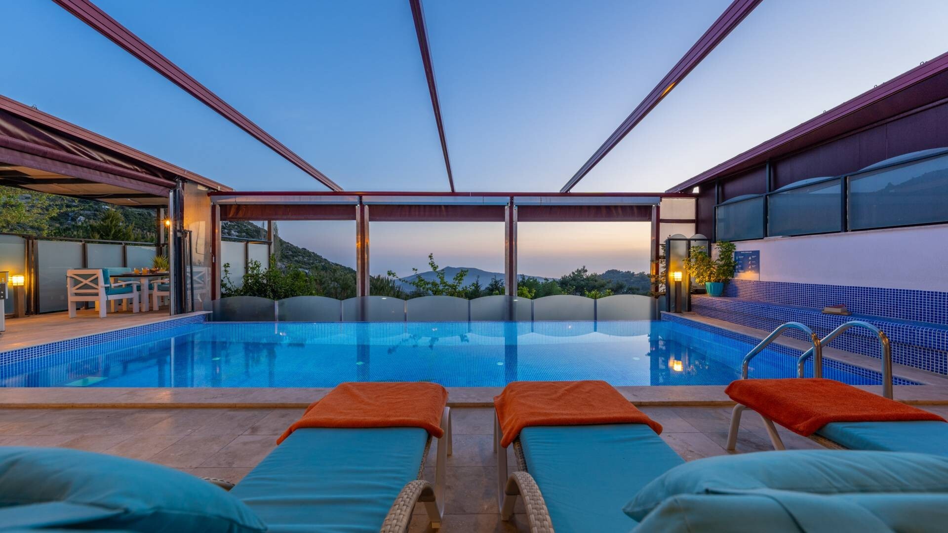 VBK96678 Villa Booking