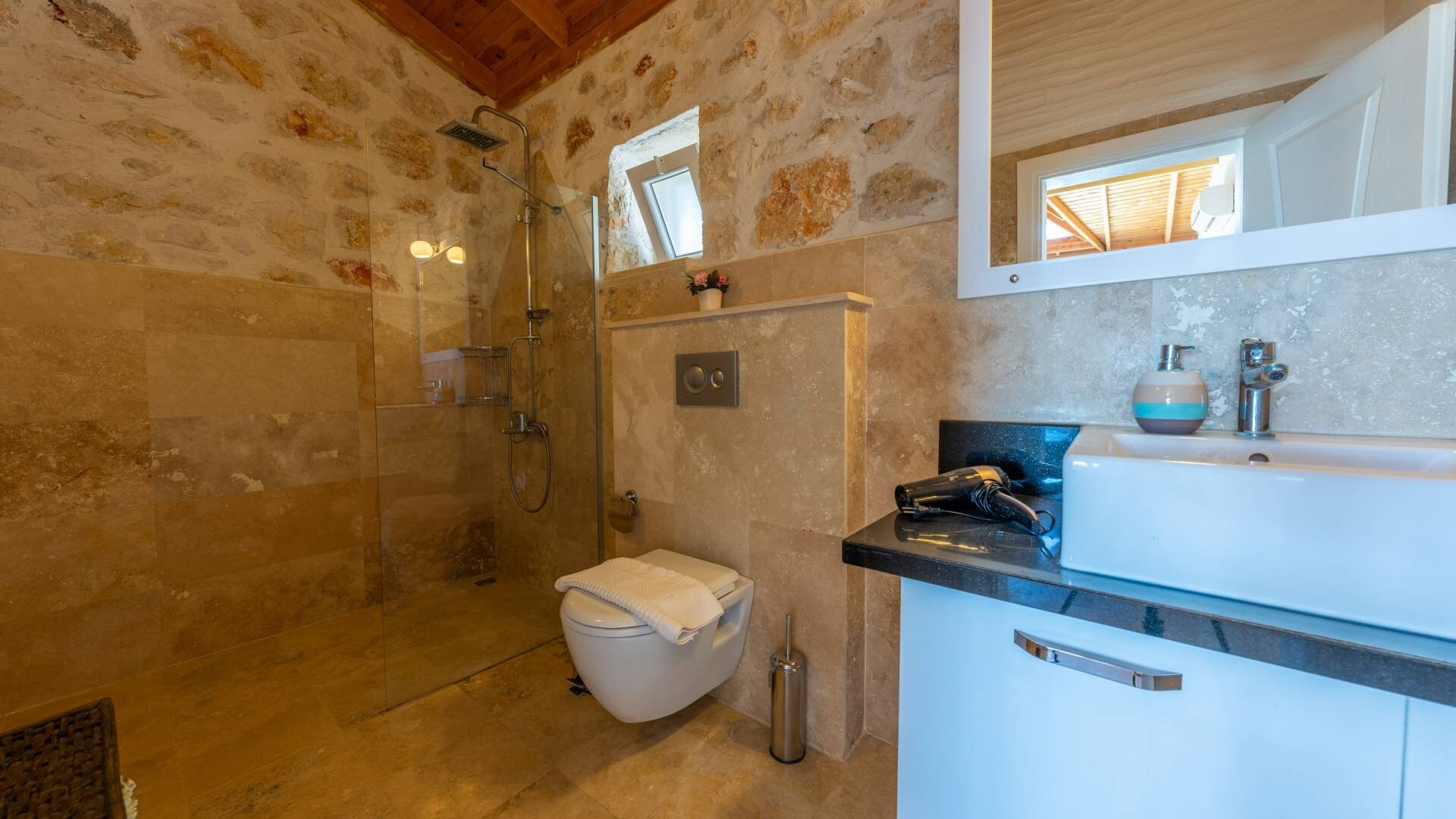 VBK96678 Villa Booking