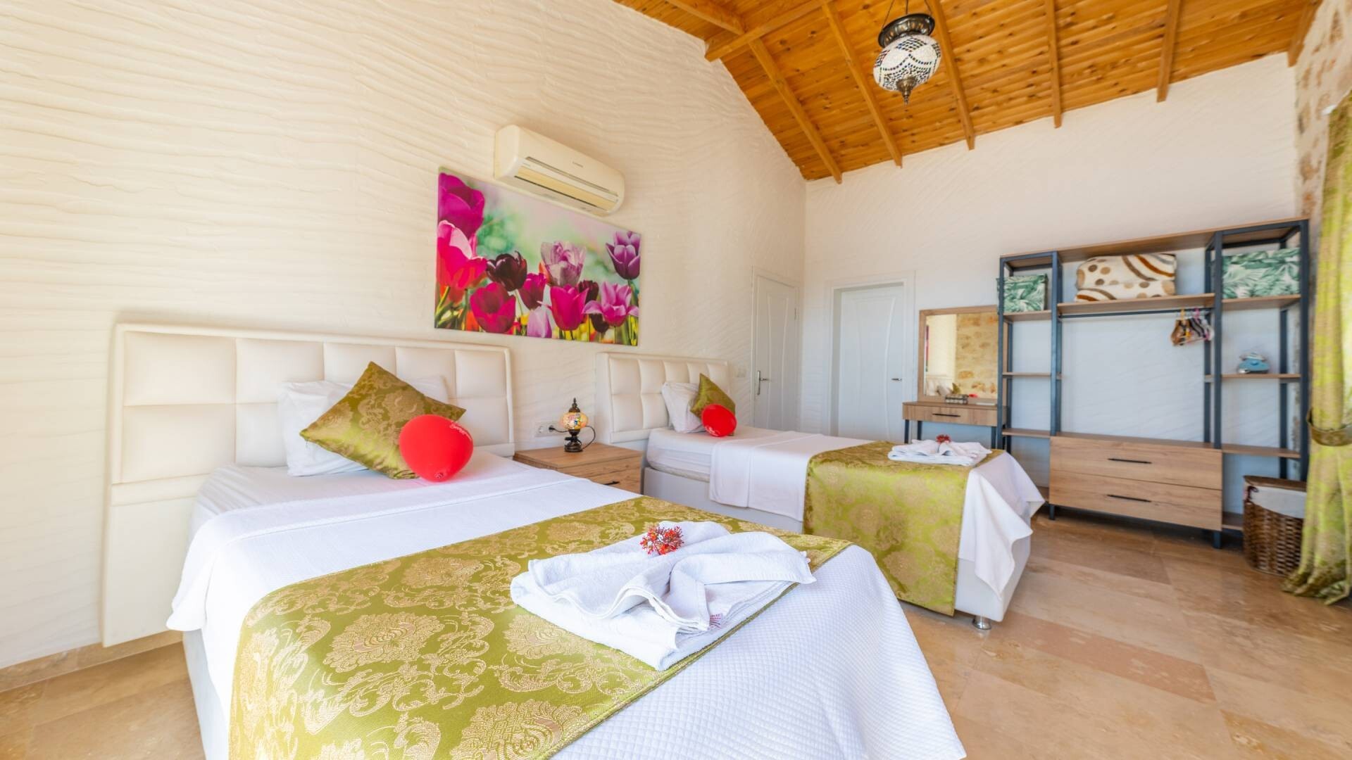 VBK96678 Villa Booking