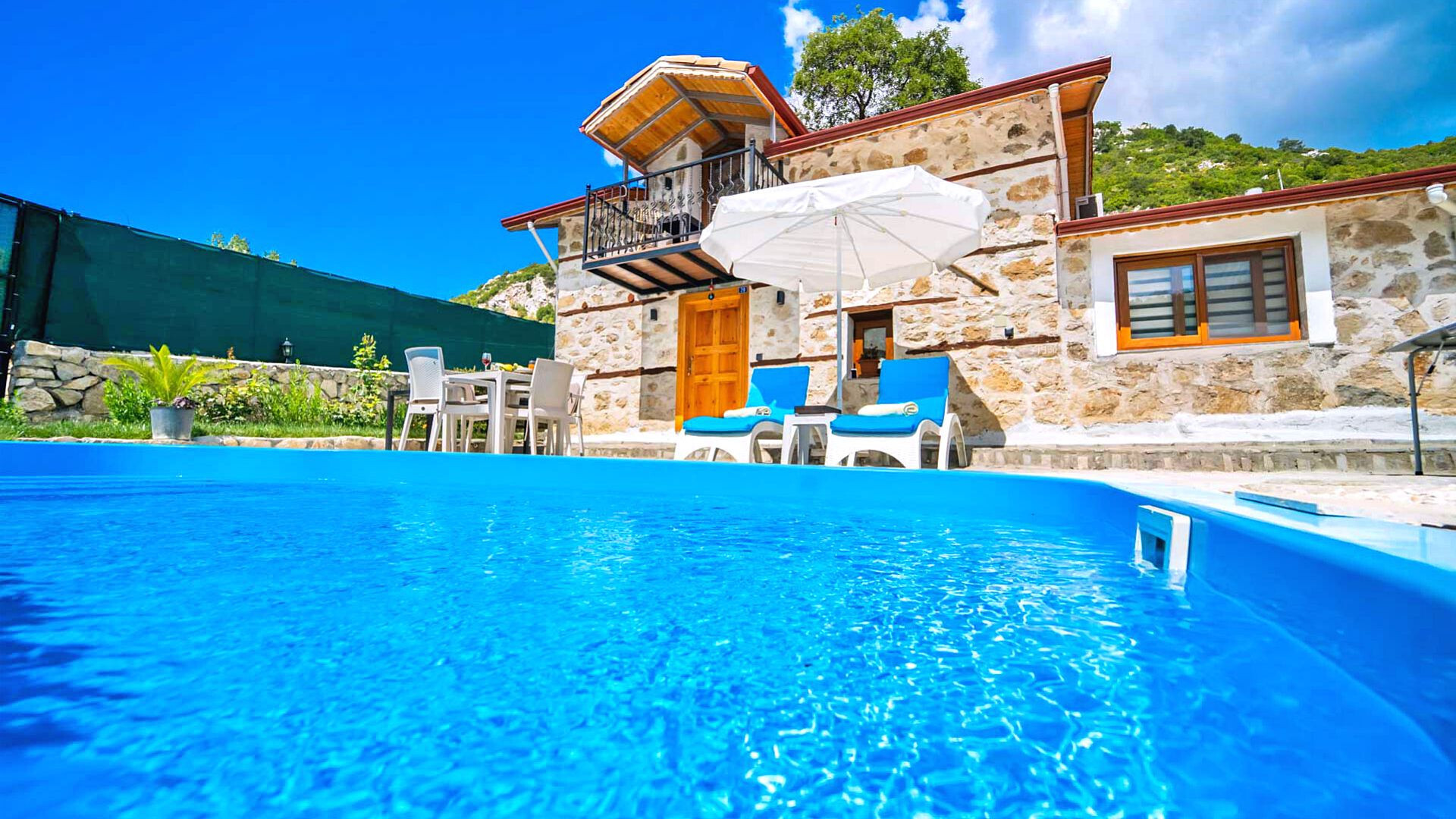 VBK89150 Villa Booking