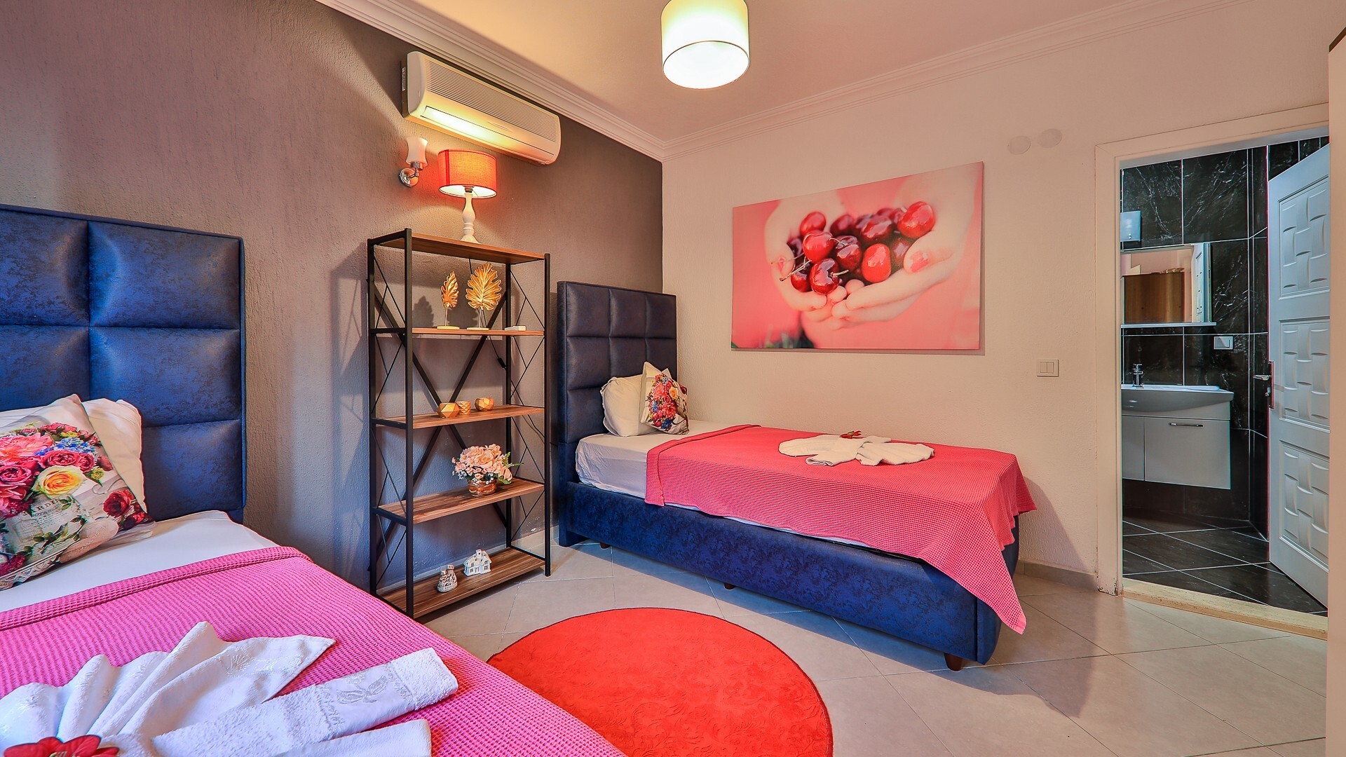 VBK93359 Villa Booking