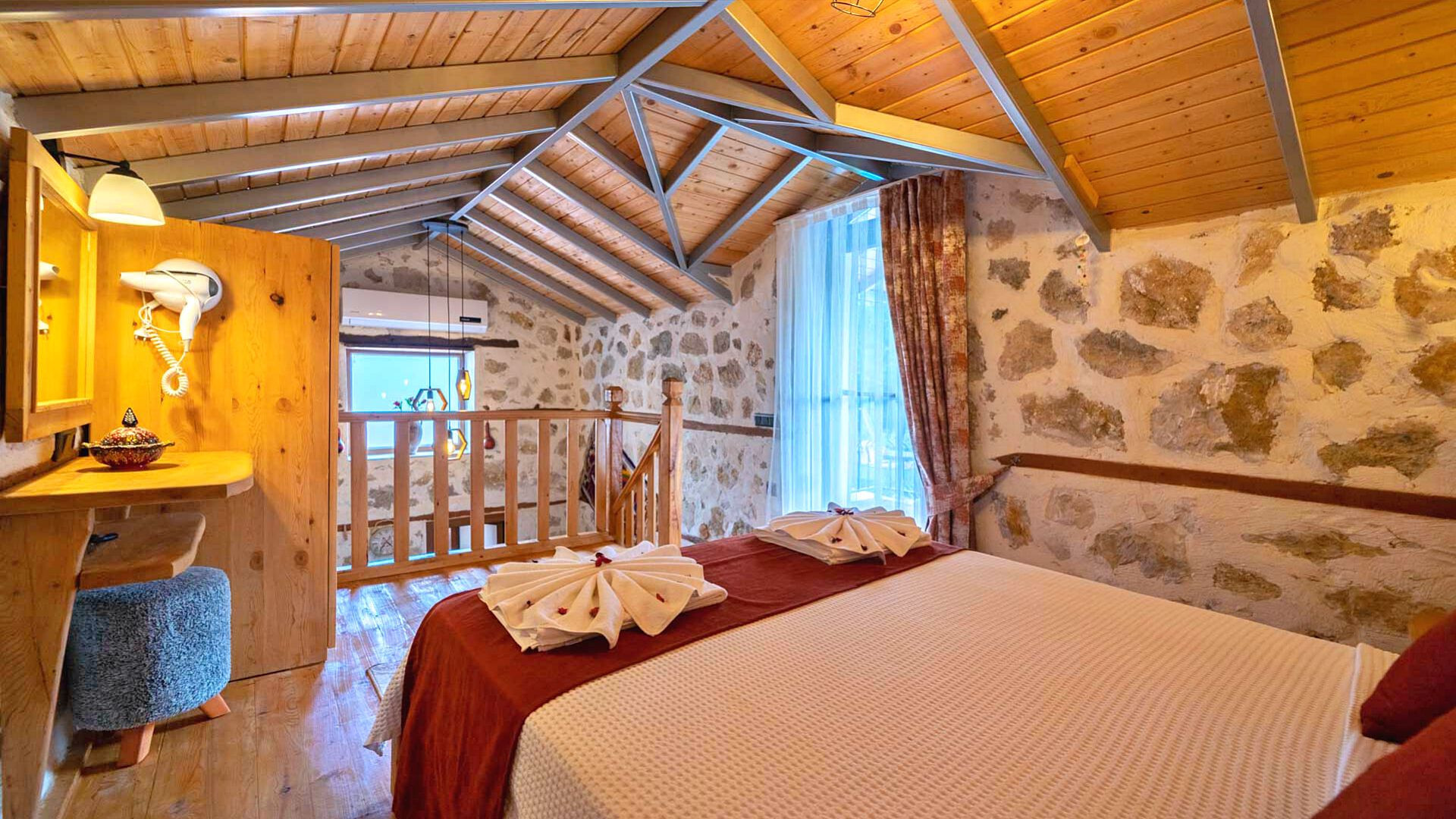 VBK89150 Villa Booking