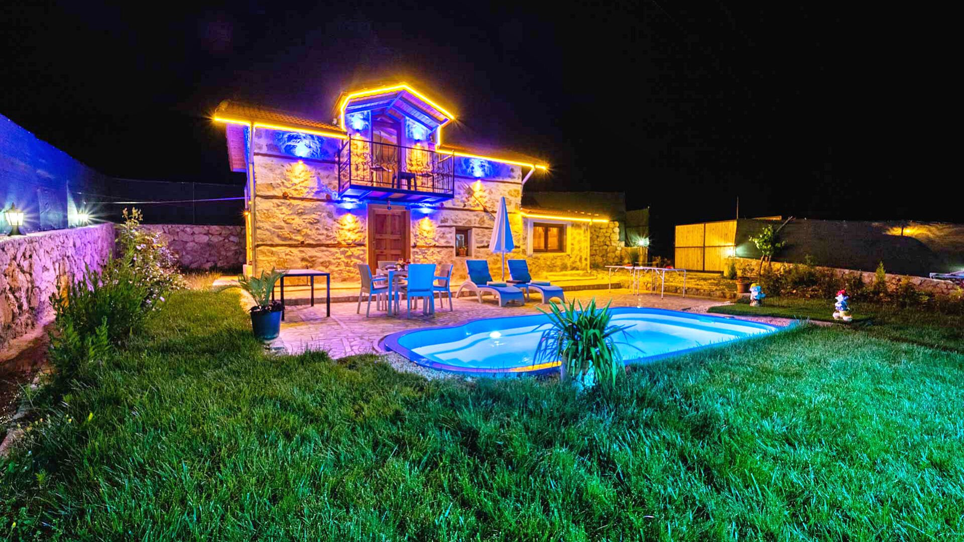 VBK89150 Villa Booking