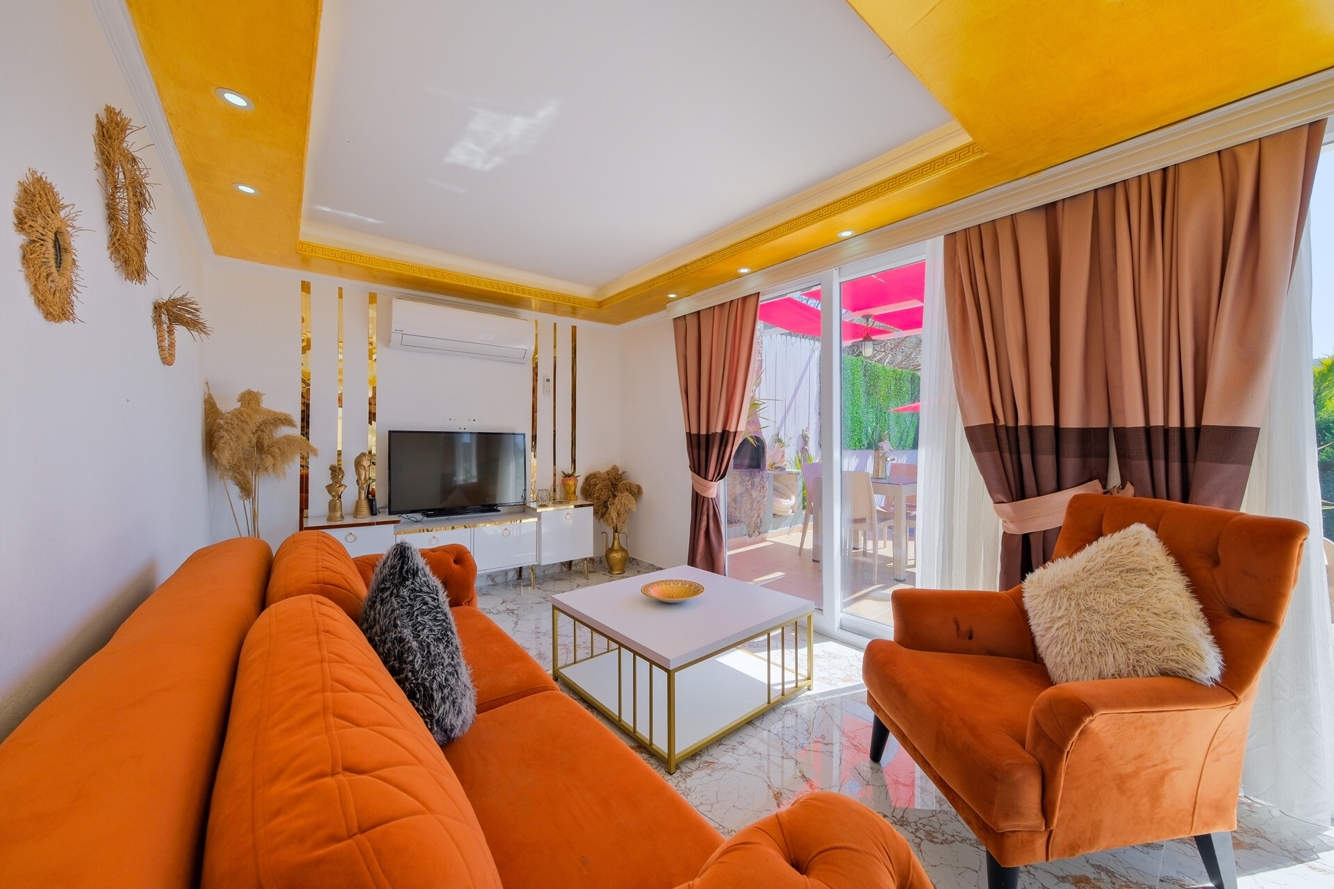 VBK71957 Villa Booking