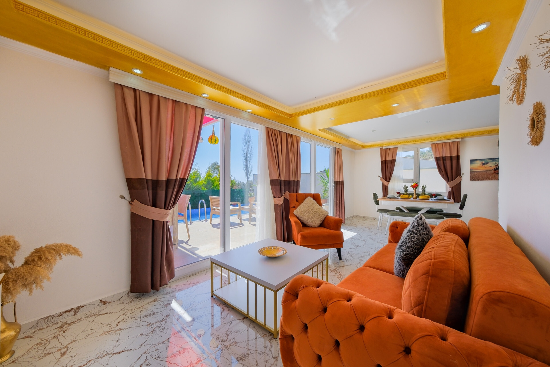 VBK71957 Villa Booking