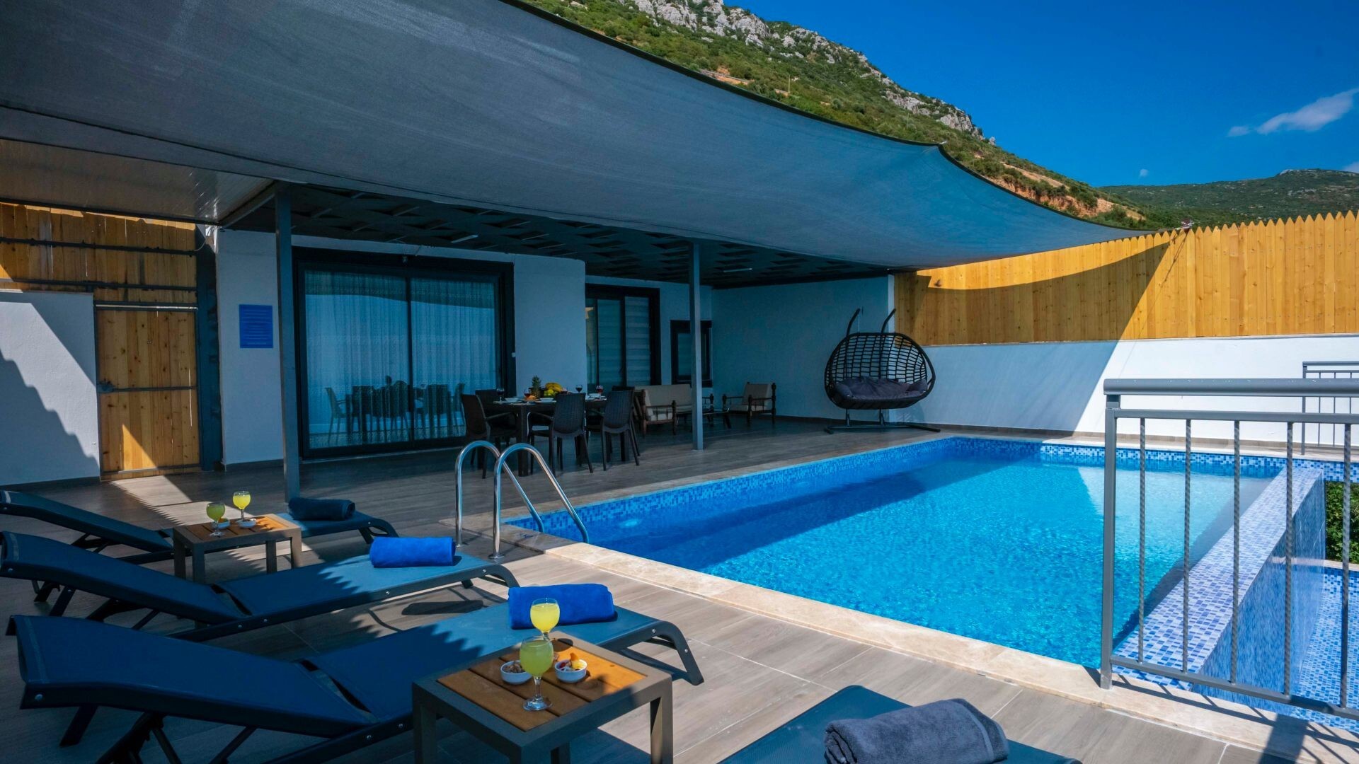 VBK43729 Villa Booking