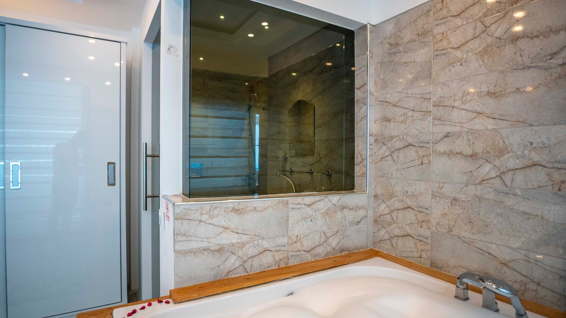 VBK43729 Villa Booking