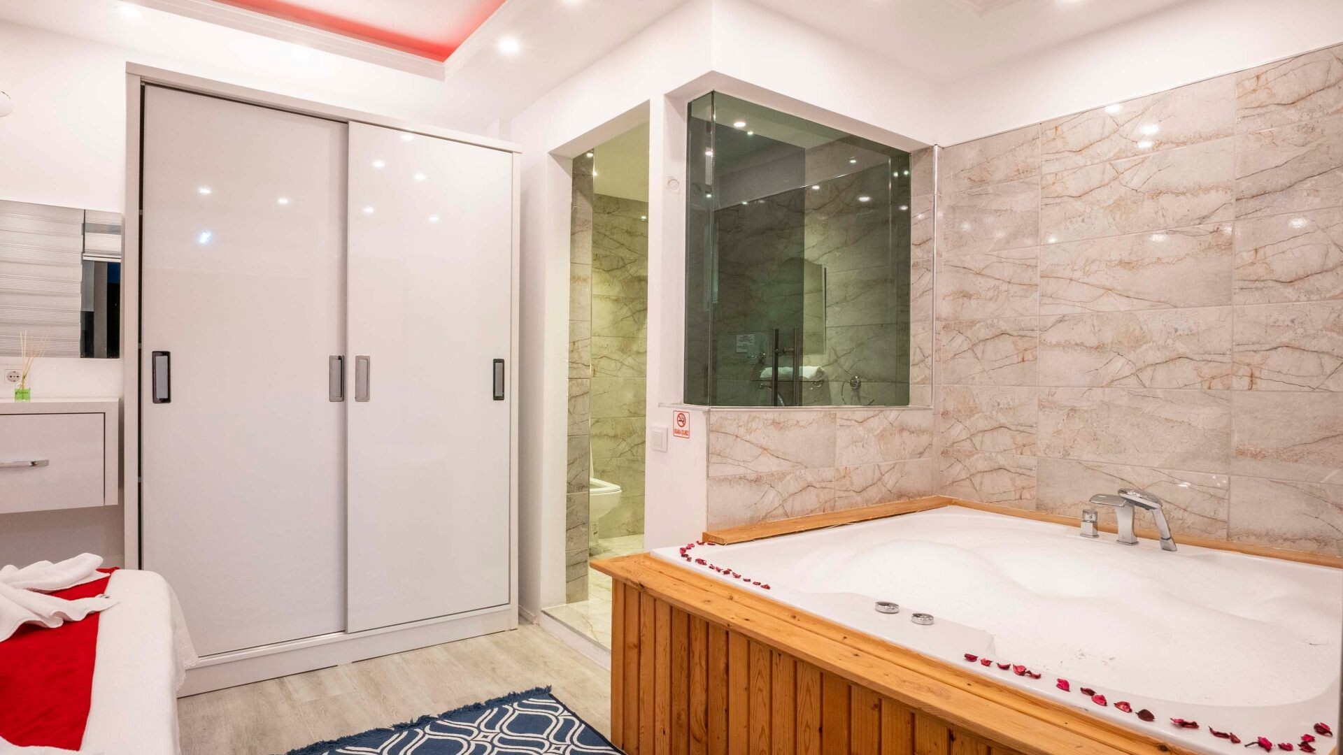 VBK43729 Villa Booking