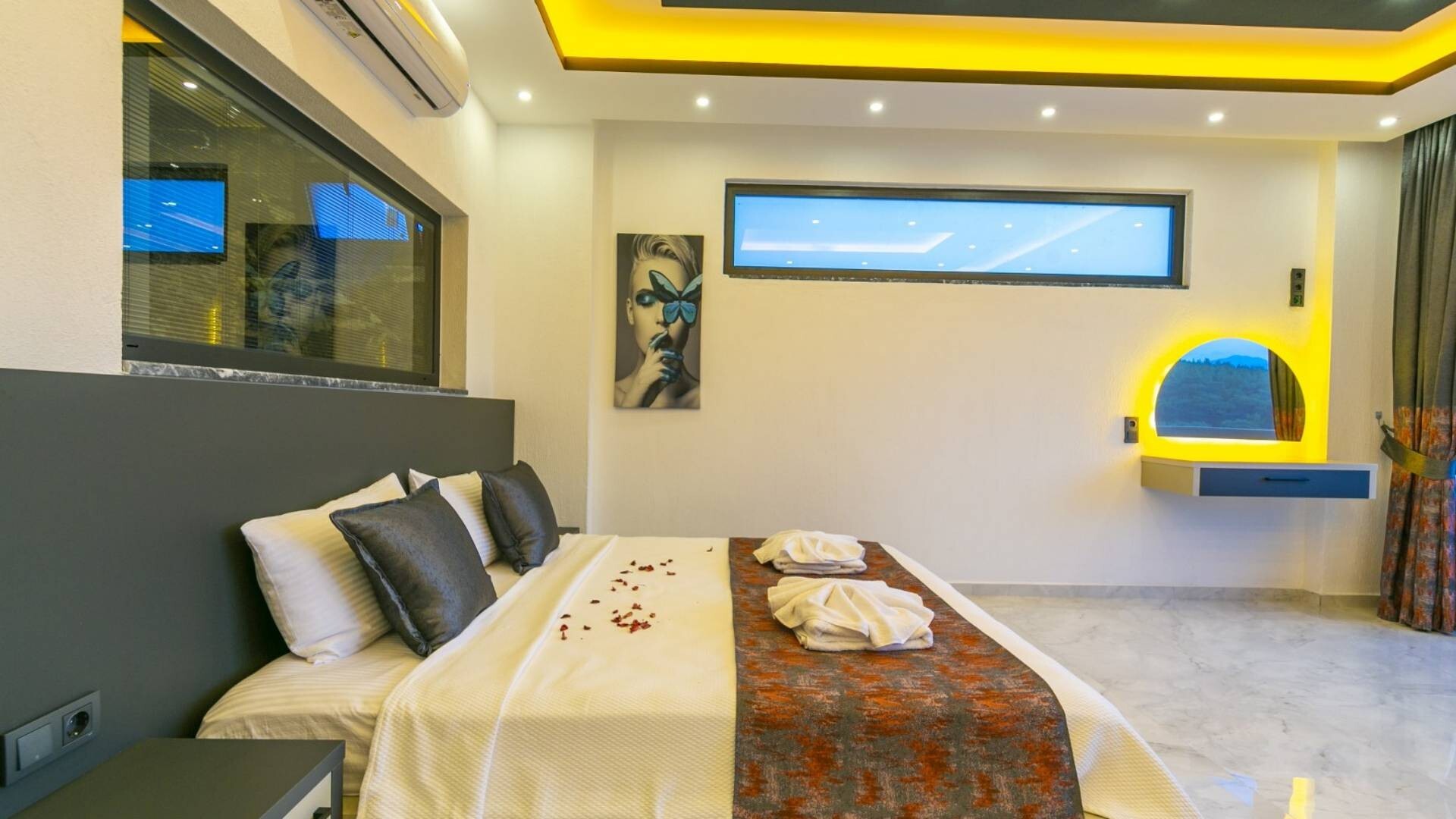 VBK29806 Villa Booking