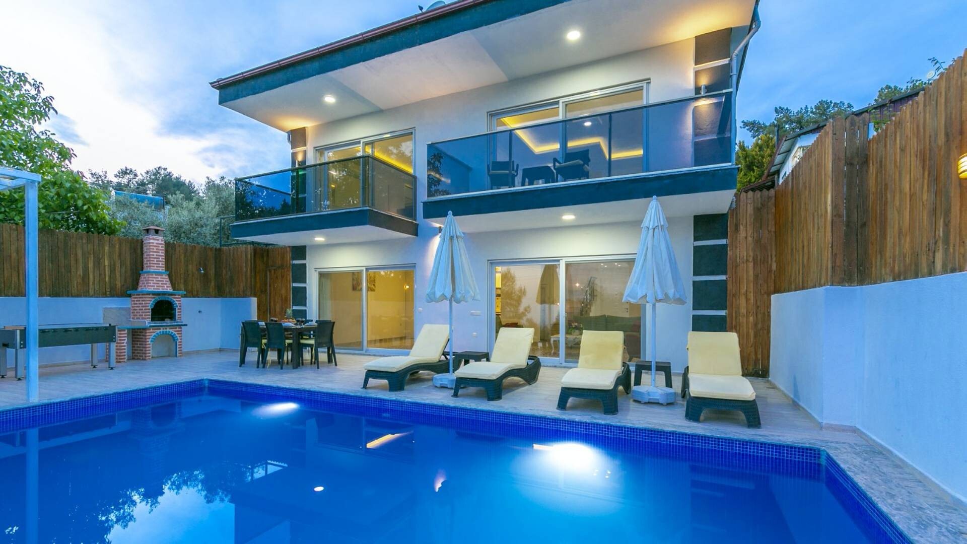 VBK40667 Villa Booking