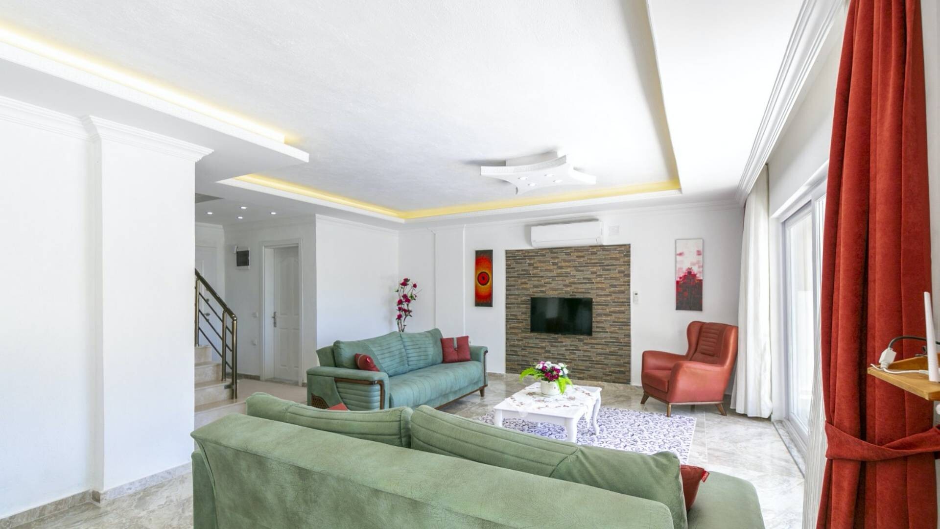 VBK40667 Villa Booking