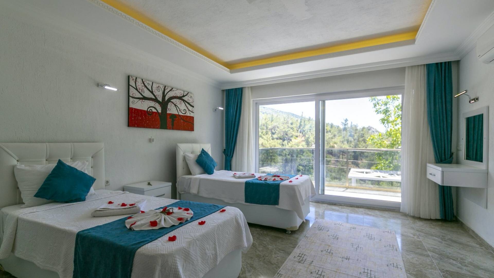 VBK40667 Villa Booking