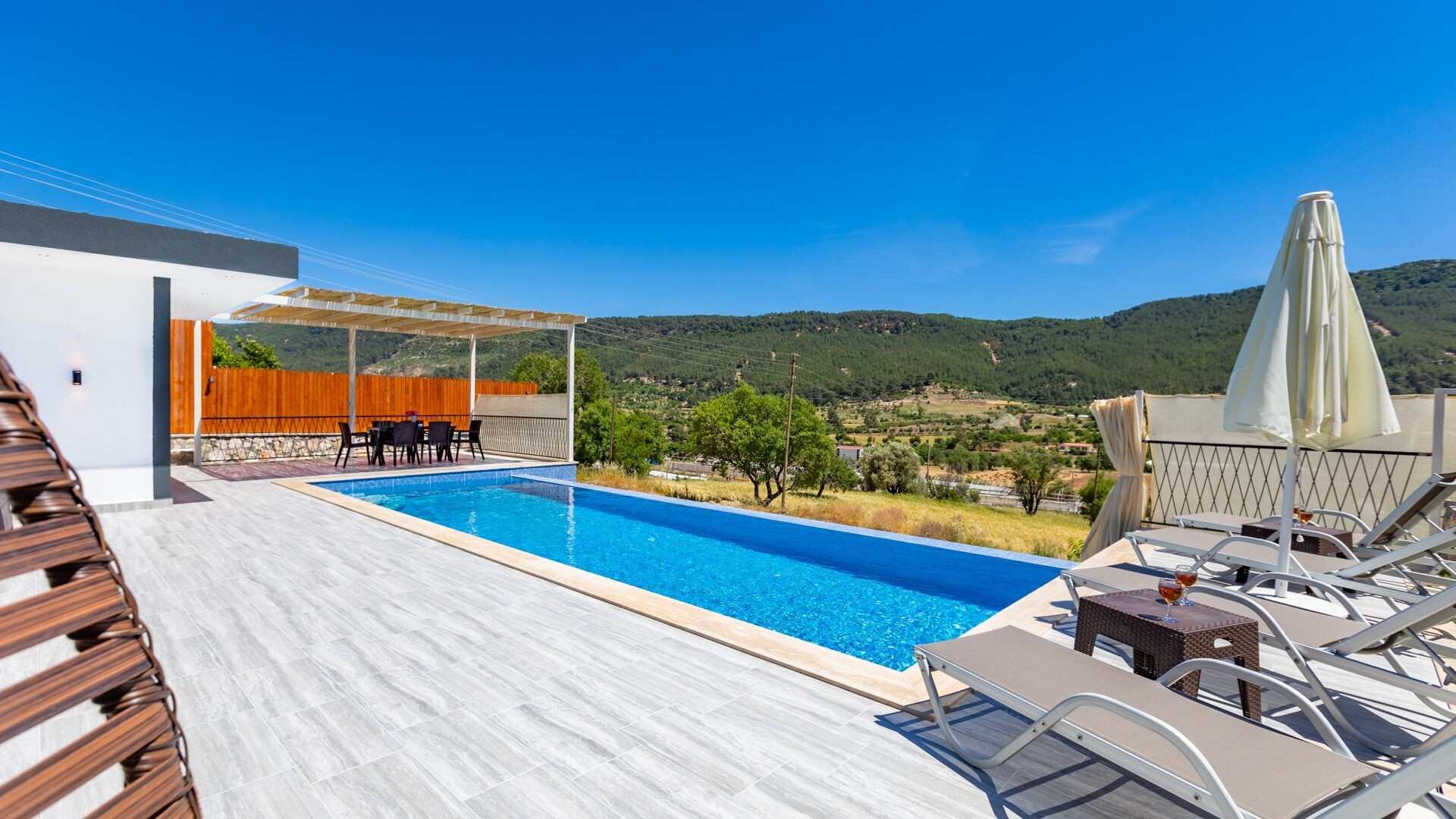 VBK44343 Villa Booking