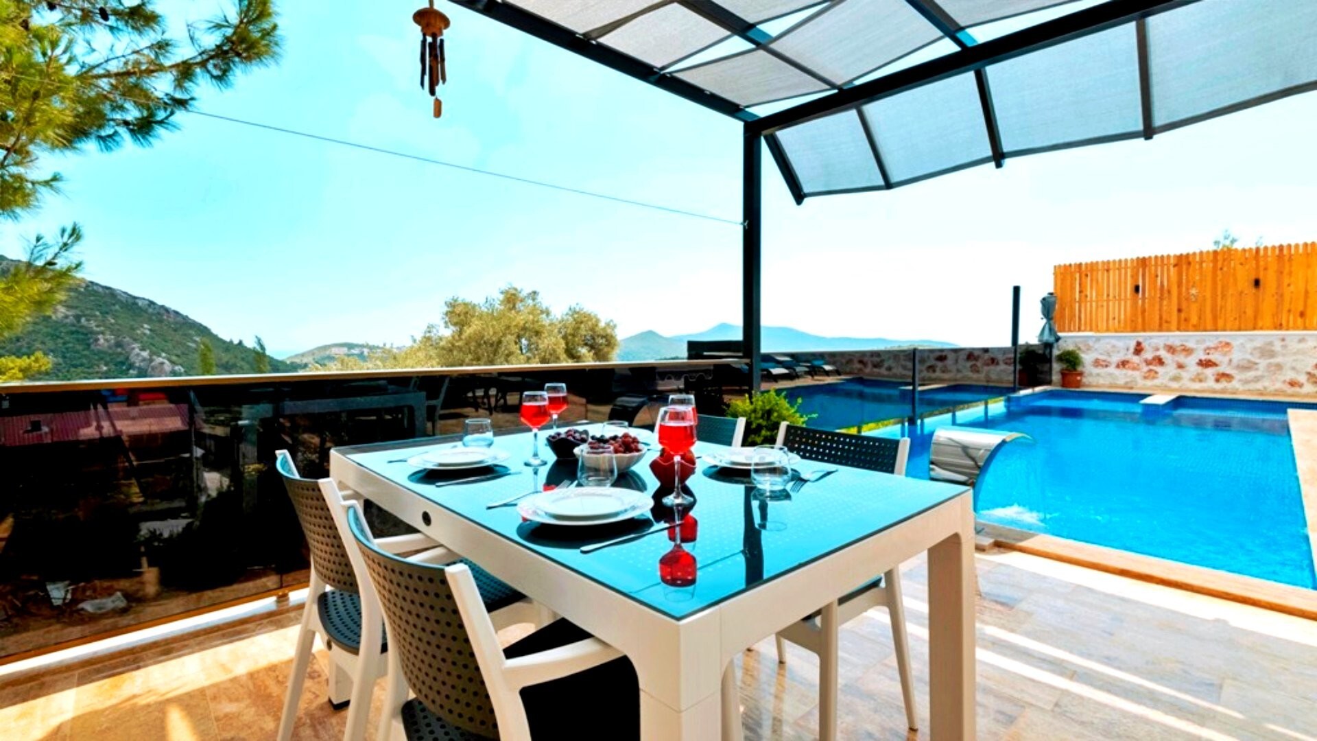 VBK77809 Villa Booking