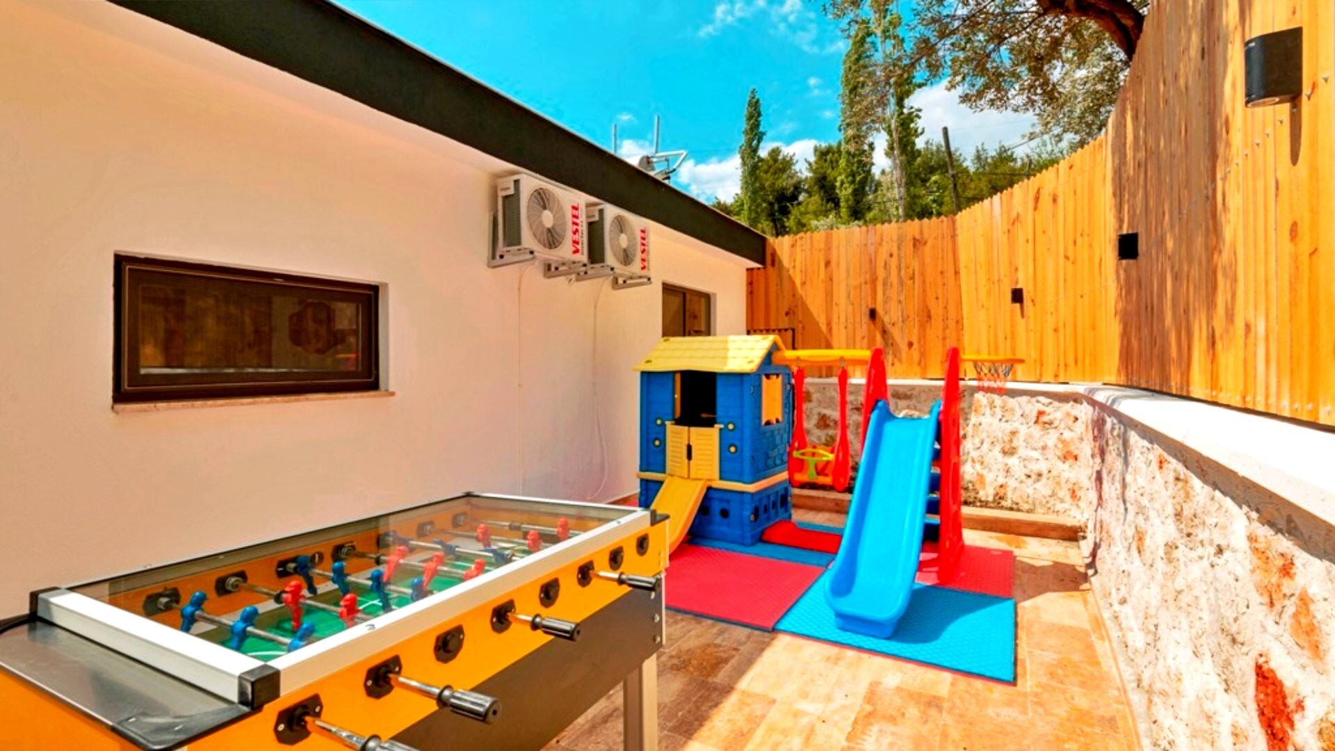 VBK77809 Villa Booking