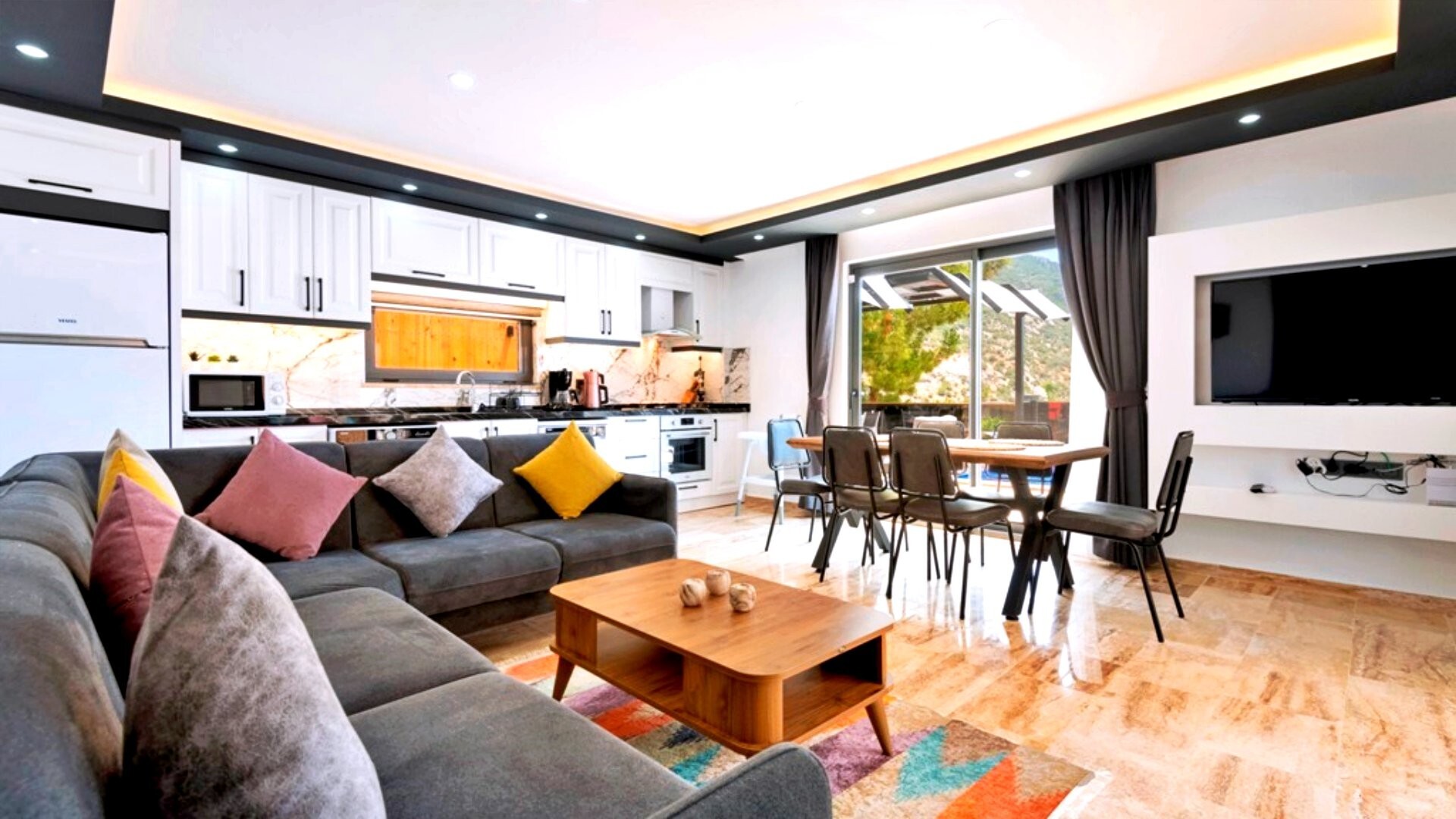 VBK77809 Villa Booking