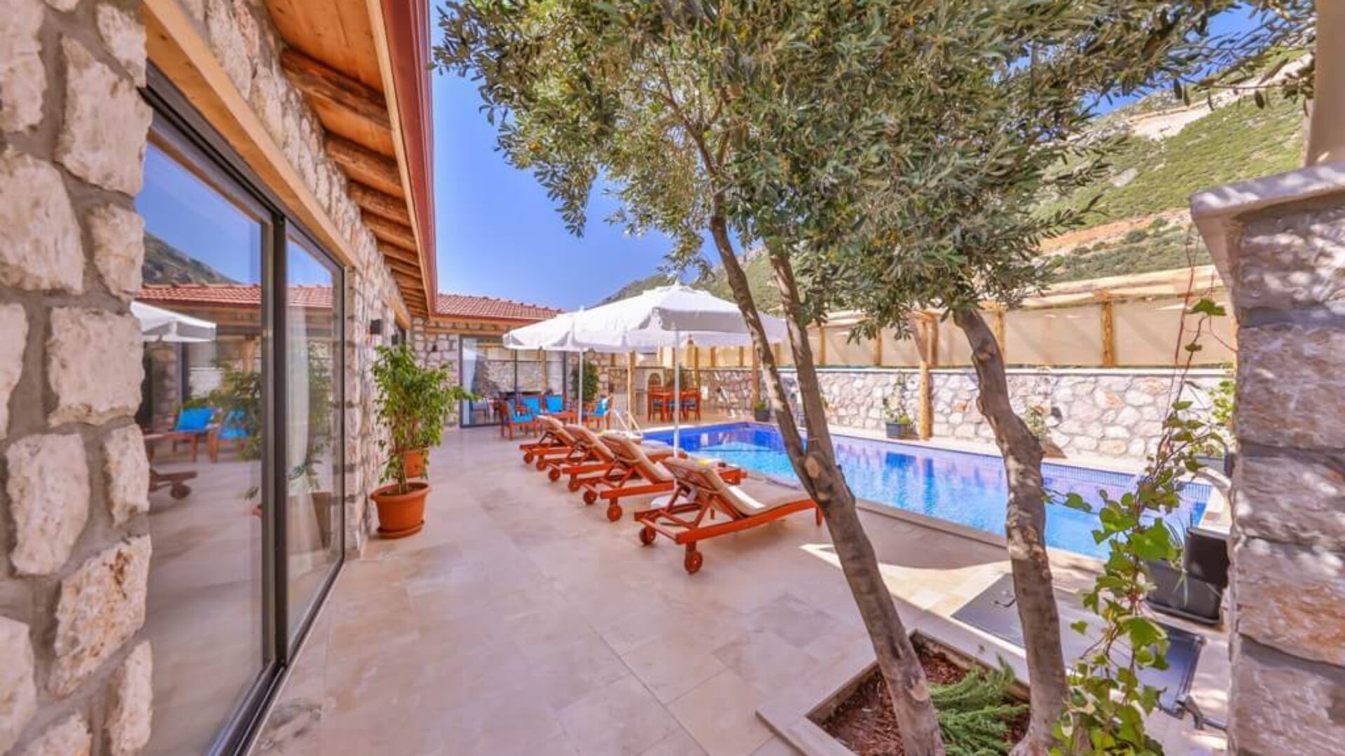 VBK58177 Villa Booking