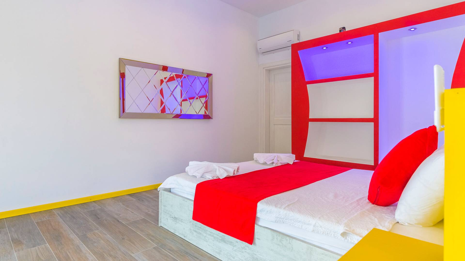 VBK11870 Villa Booking