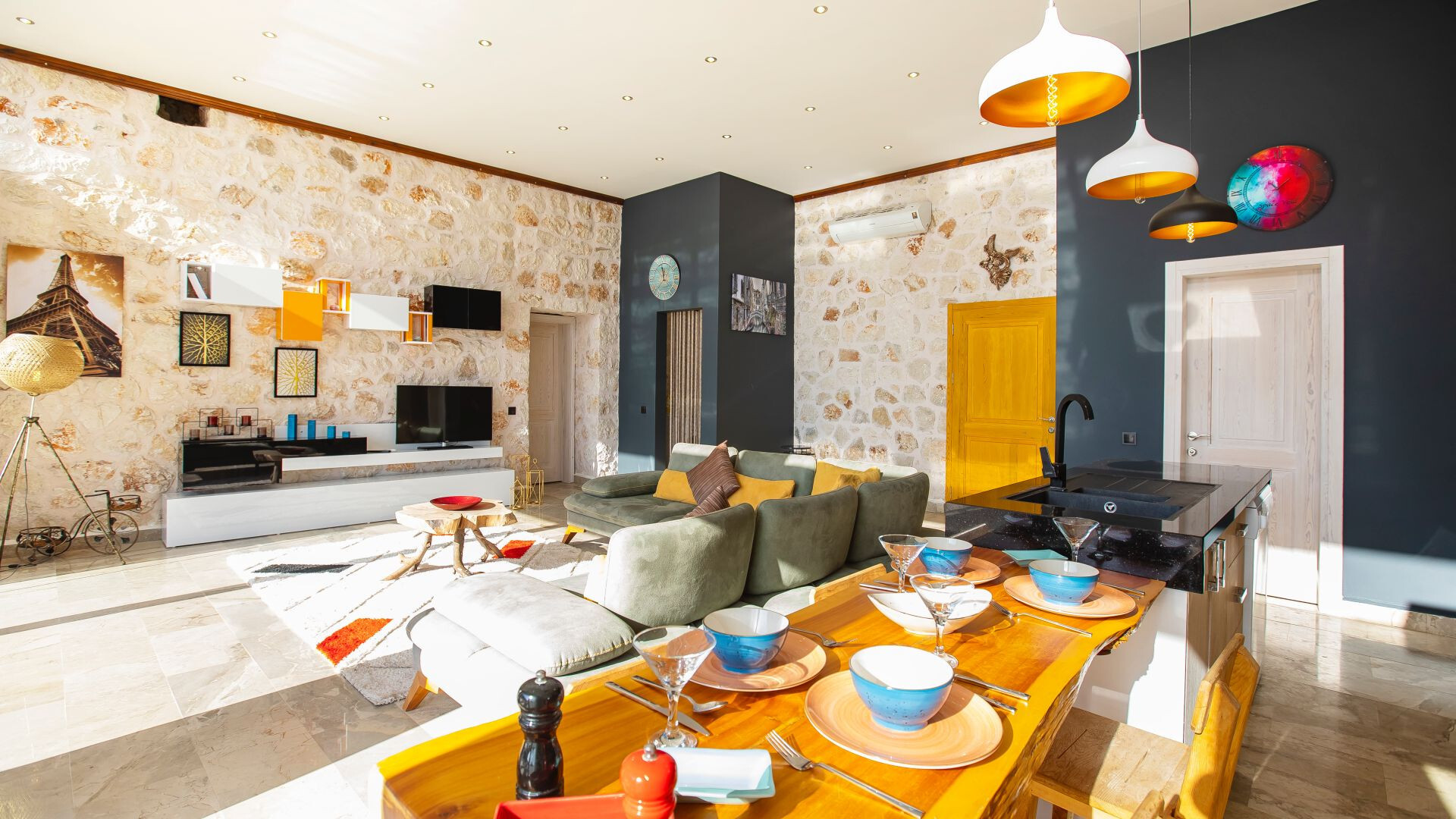 VBK66545 Villa Booking