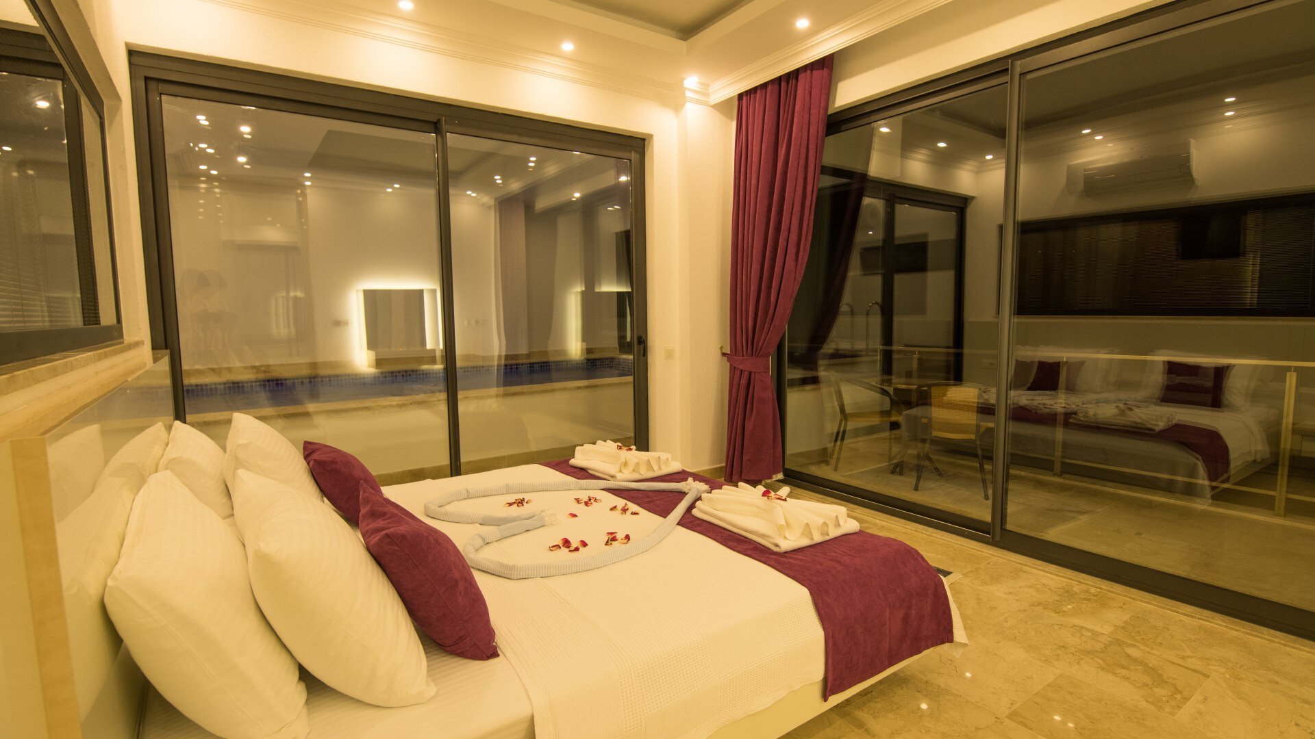 VBK75275 Villa Booking