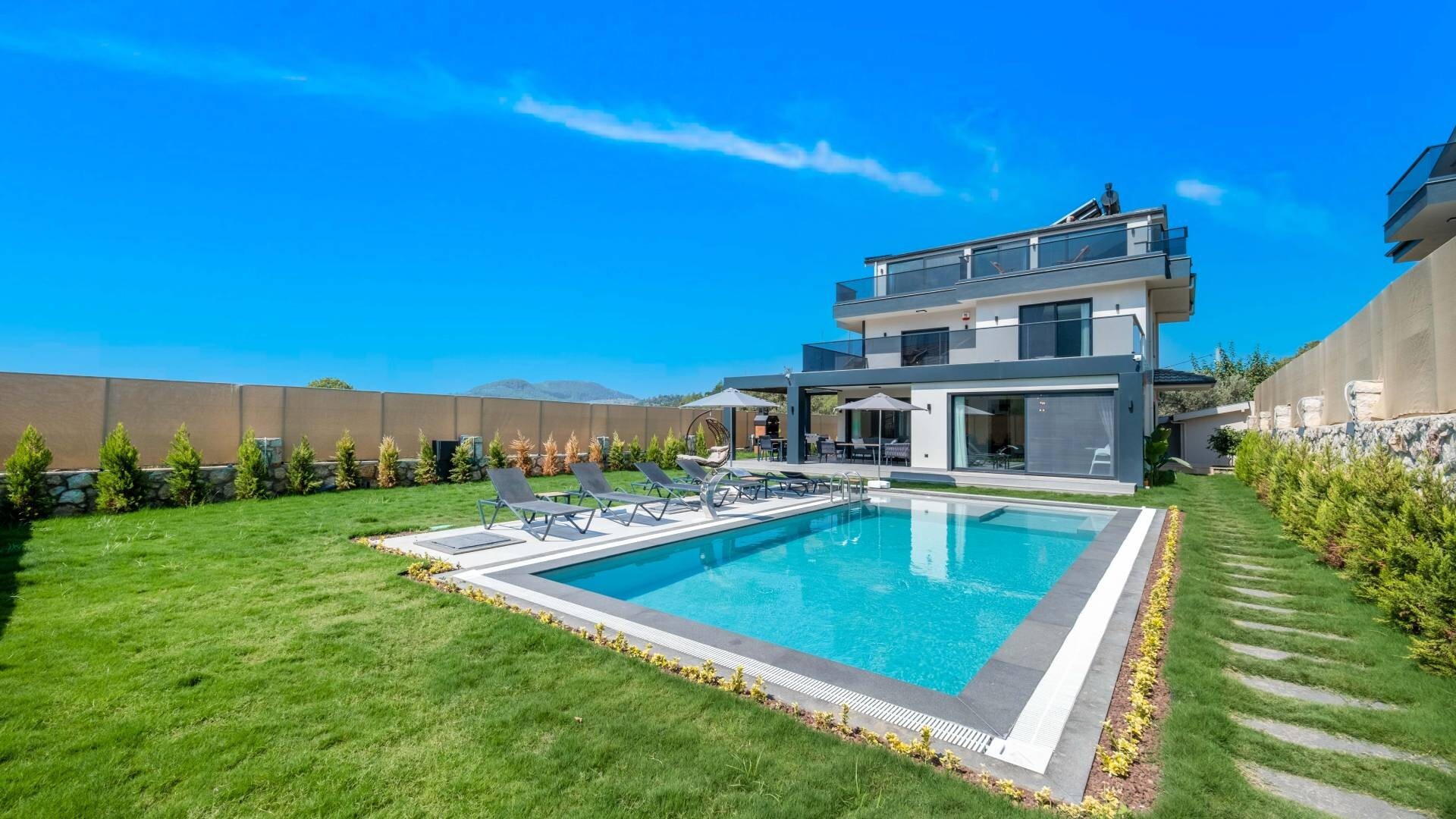 VBK42773 Villa Booking