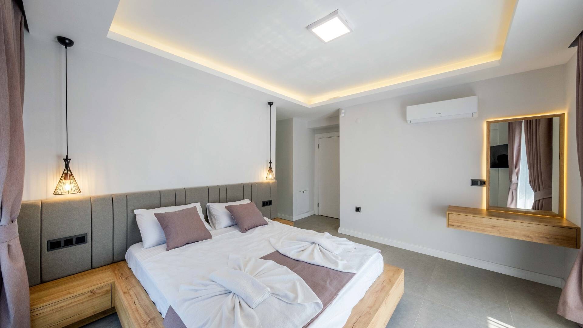 VBK42773 Villa Booking