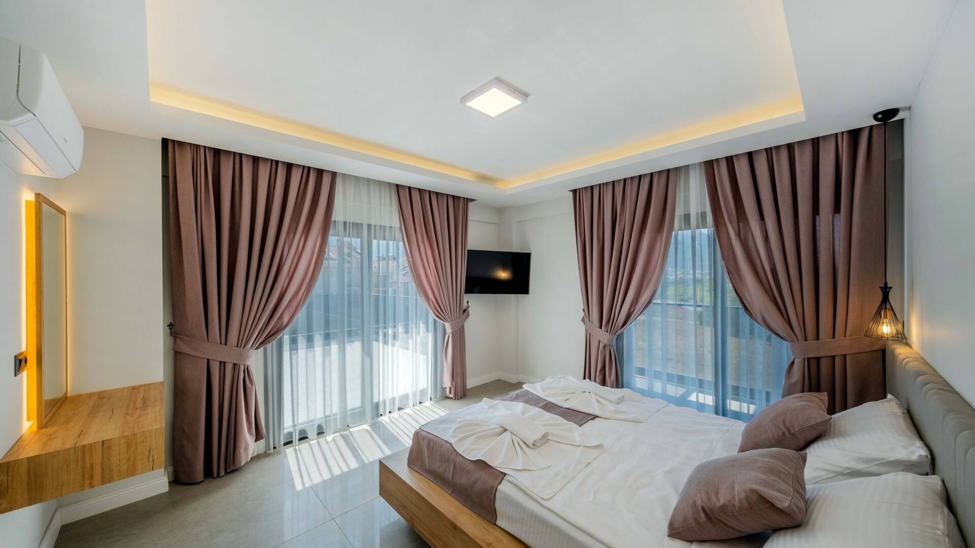 VBK42773 Villa Booking